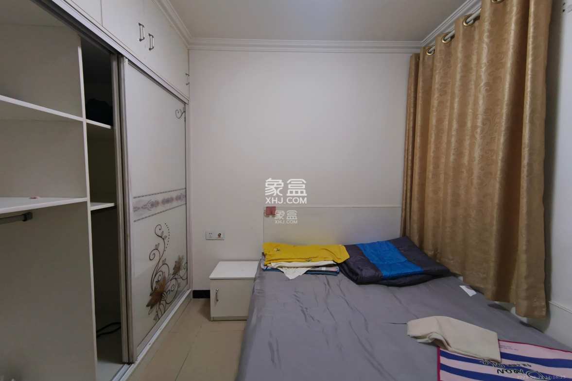 叠彩兰亭 3室2厅1卫 2200.0元/月 叠彩兰亭 3室2厅1卫 2200.0元/月室内图