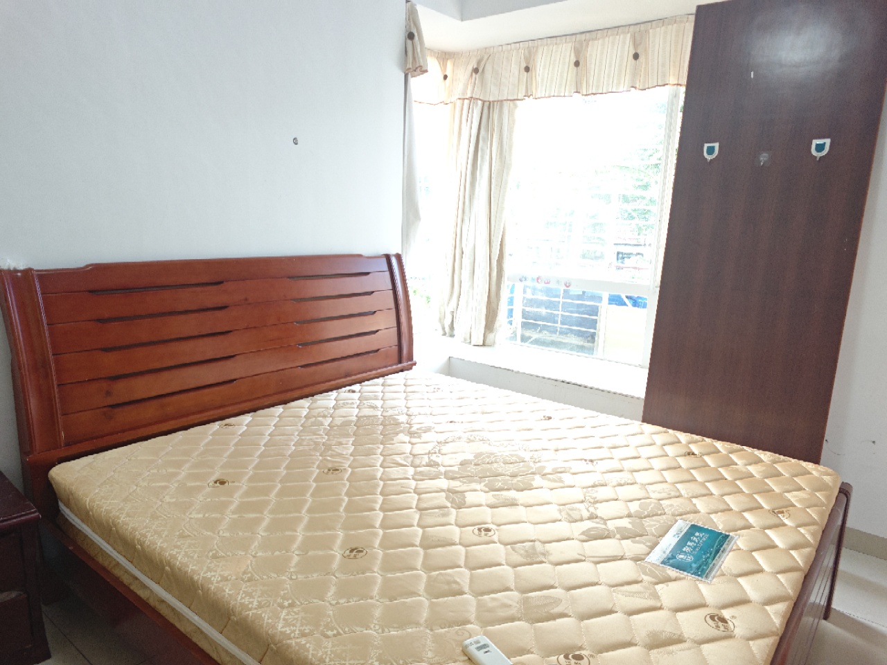 都市海岸 1室1厅1卫 67.0万 都市海岸 1室1厅1卫 67.0万客厅