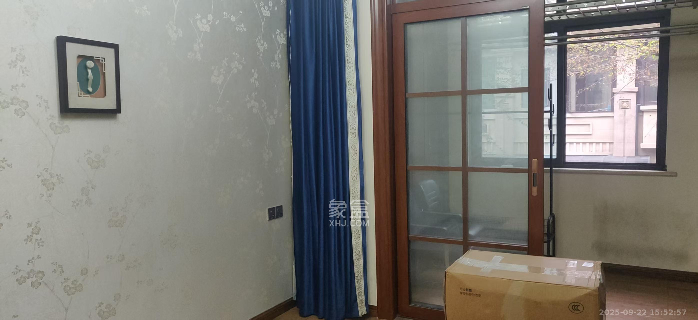 龙湖湘风原著（龙湖湘风星城）  5室3厅4卫    12000.0元/月室内图