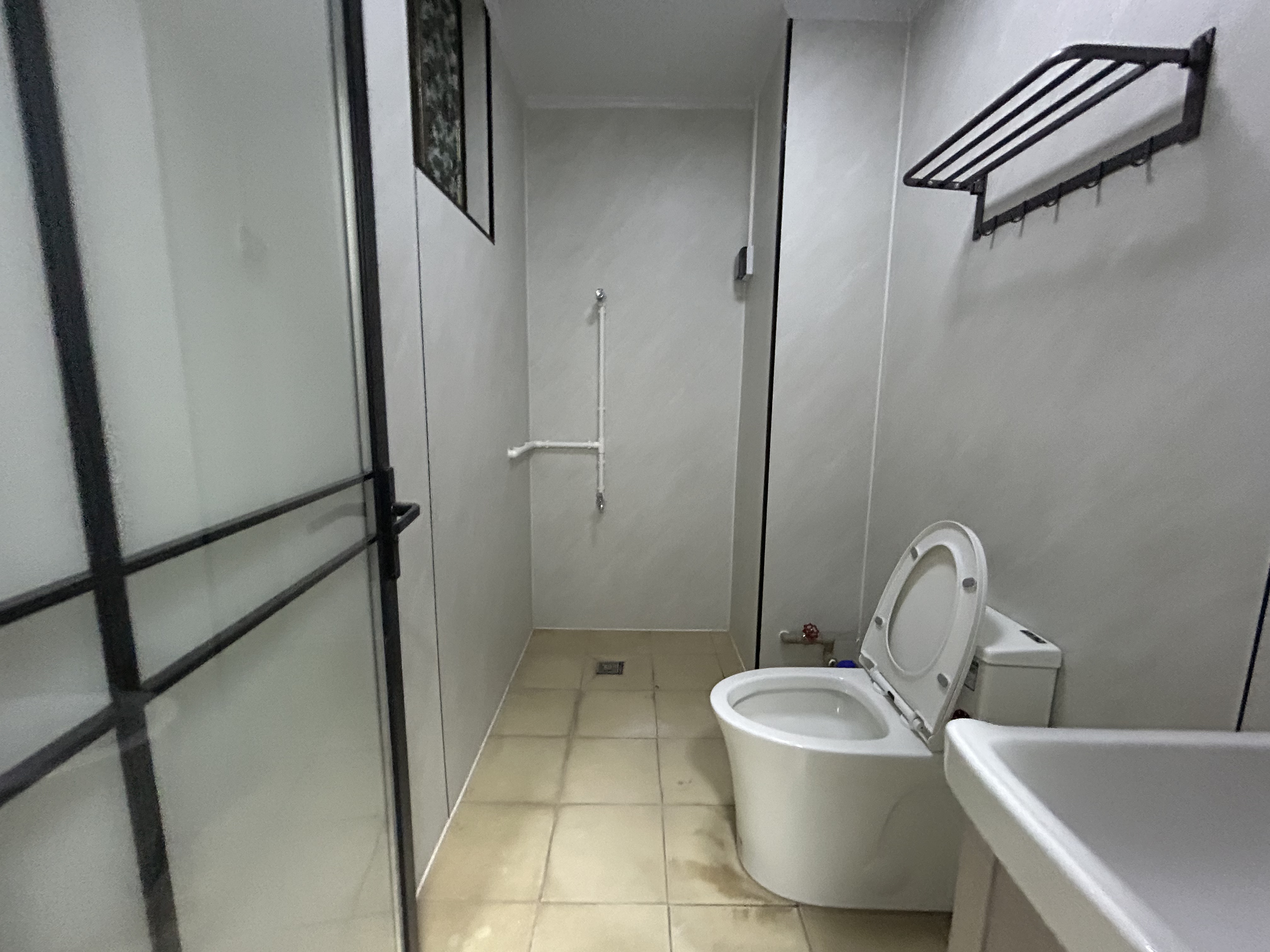 临轩阁公寓(龙湖)  1室0厅1卫    1050.0元/月 临轩阁公寓(龙湖)  1室0厅1卫    1050.0元/月室内图