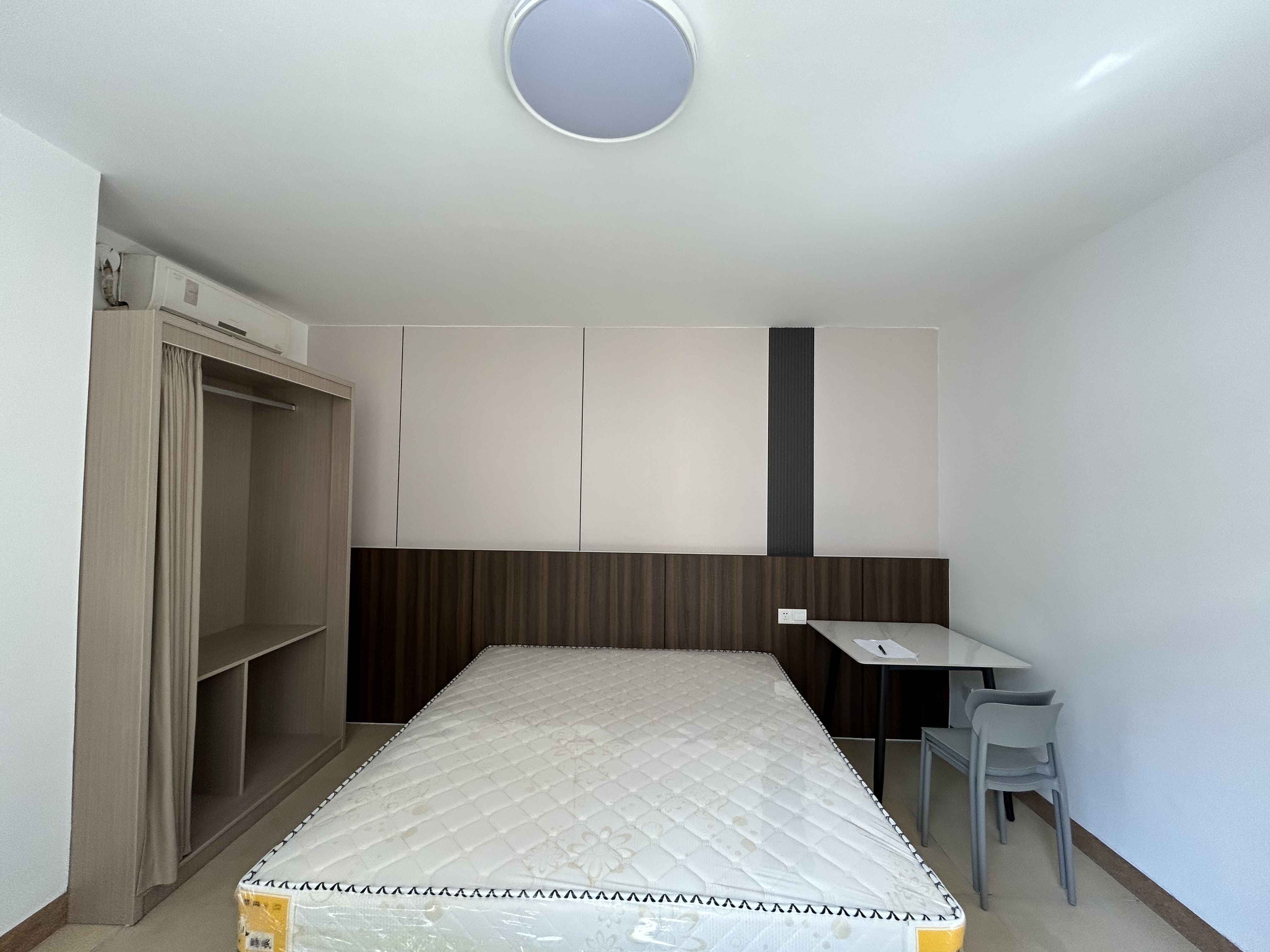 临轩阁公寓(龙湖)  1室0厅1卫    1280.0元/月 临轩阁公寓(龙湖)  1室0厅1卫    1280.0元/月室内图