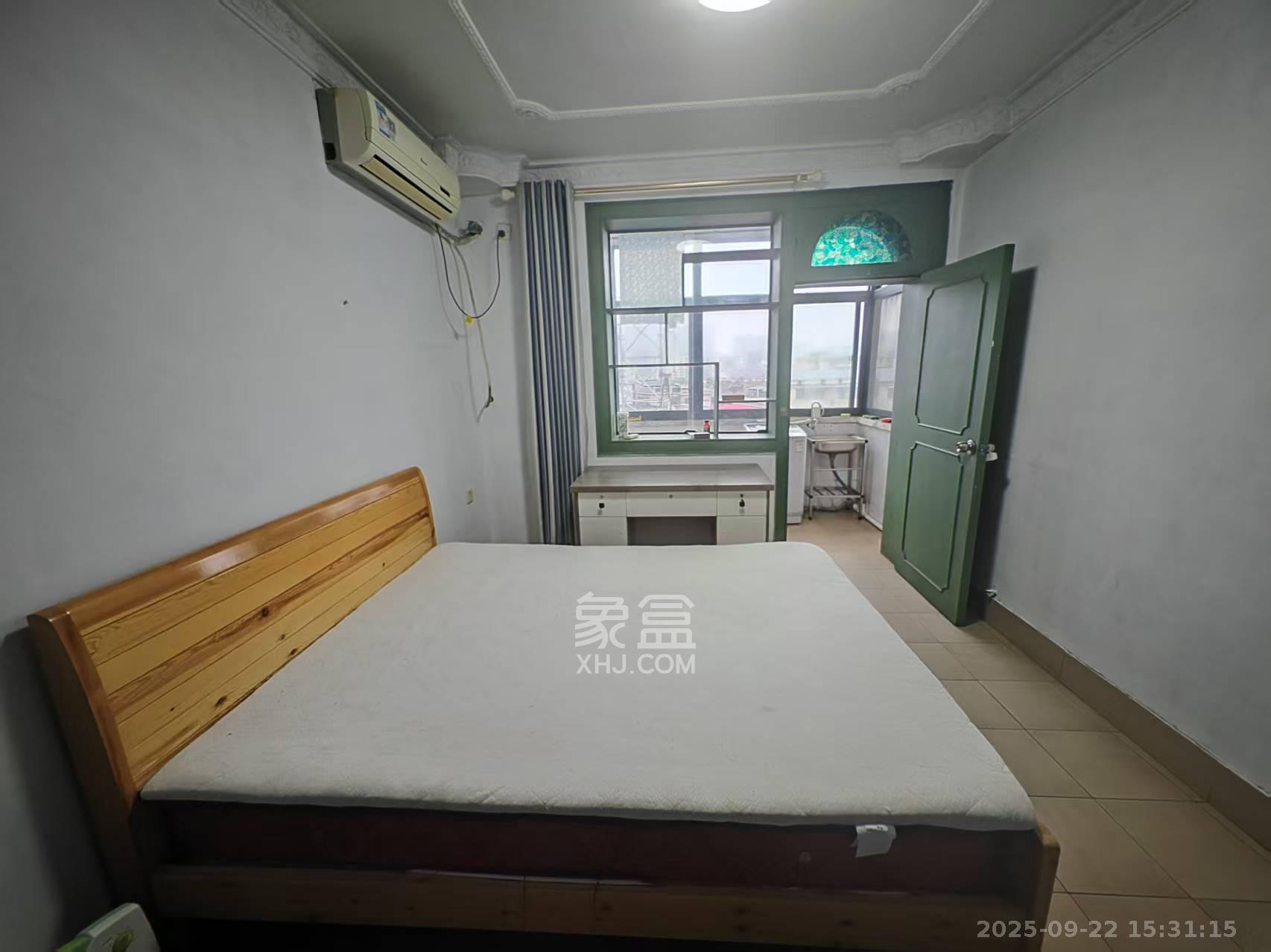 红泥山小区 2室1厅1卫 1500.0元/月 红泥山小区 2室1厅1卫 1500.0元/月室内图