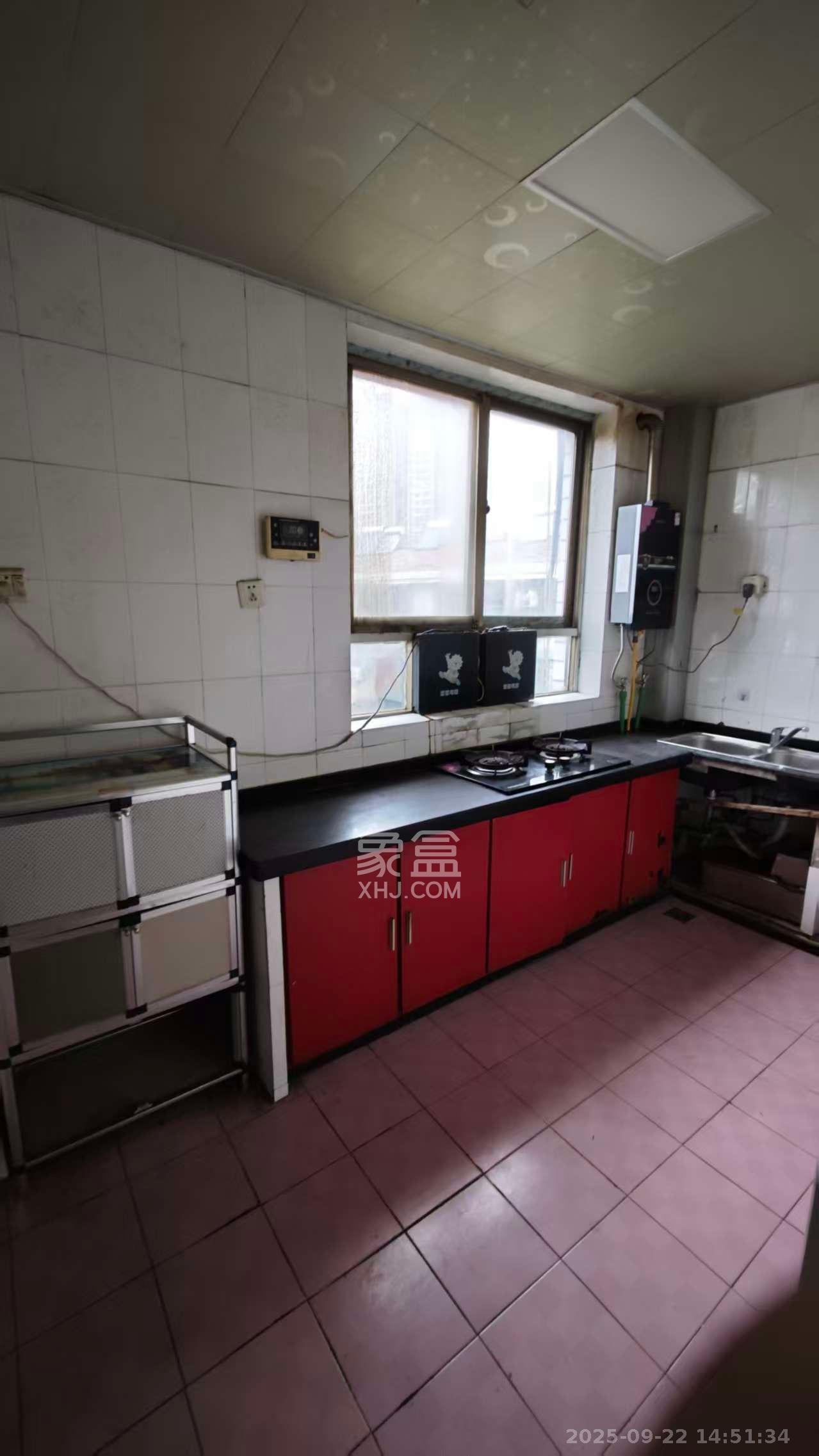 黄泥岭社区  3室2厅1卫    1800.0元/月室内图