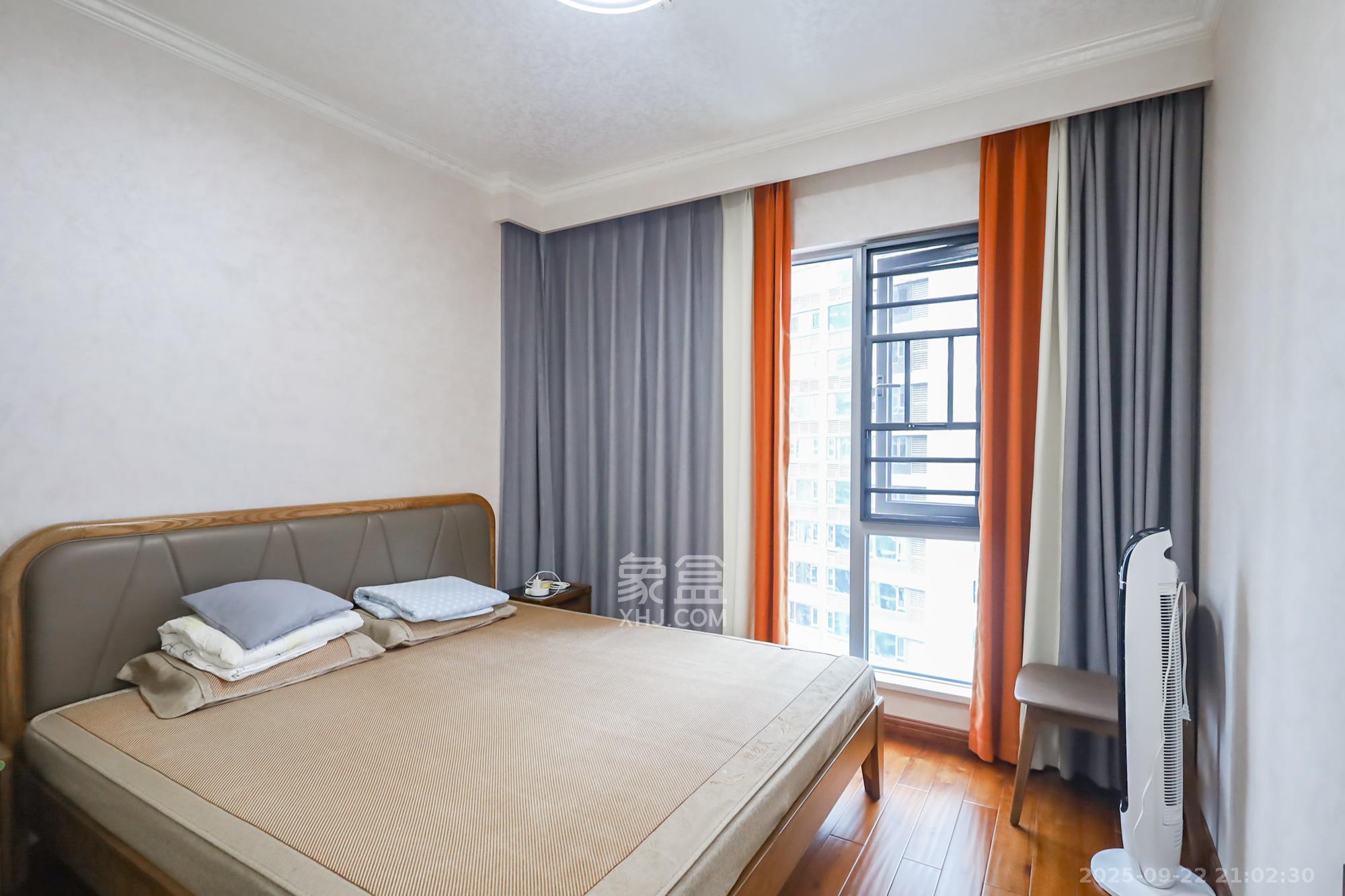 保利天禧D区 3室2厅2卫 196.0万 保利天禧D区 3室2厅2卫 196.0万卧室