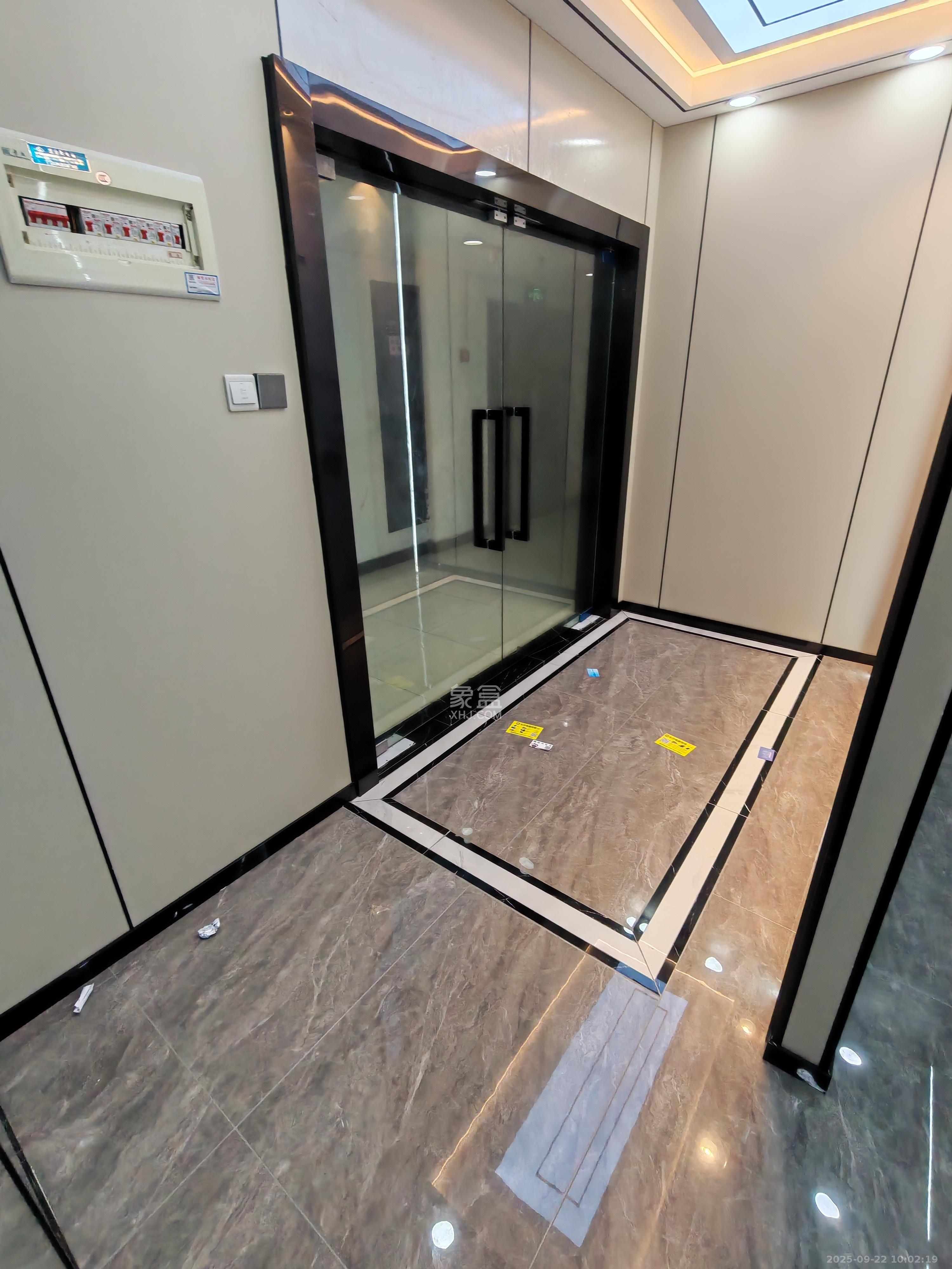 湘域中央 3室1厅1卫 7200.0元/月 湘域中央 3室1厅1卫 7200.0元/月室内图