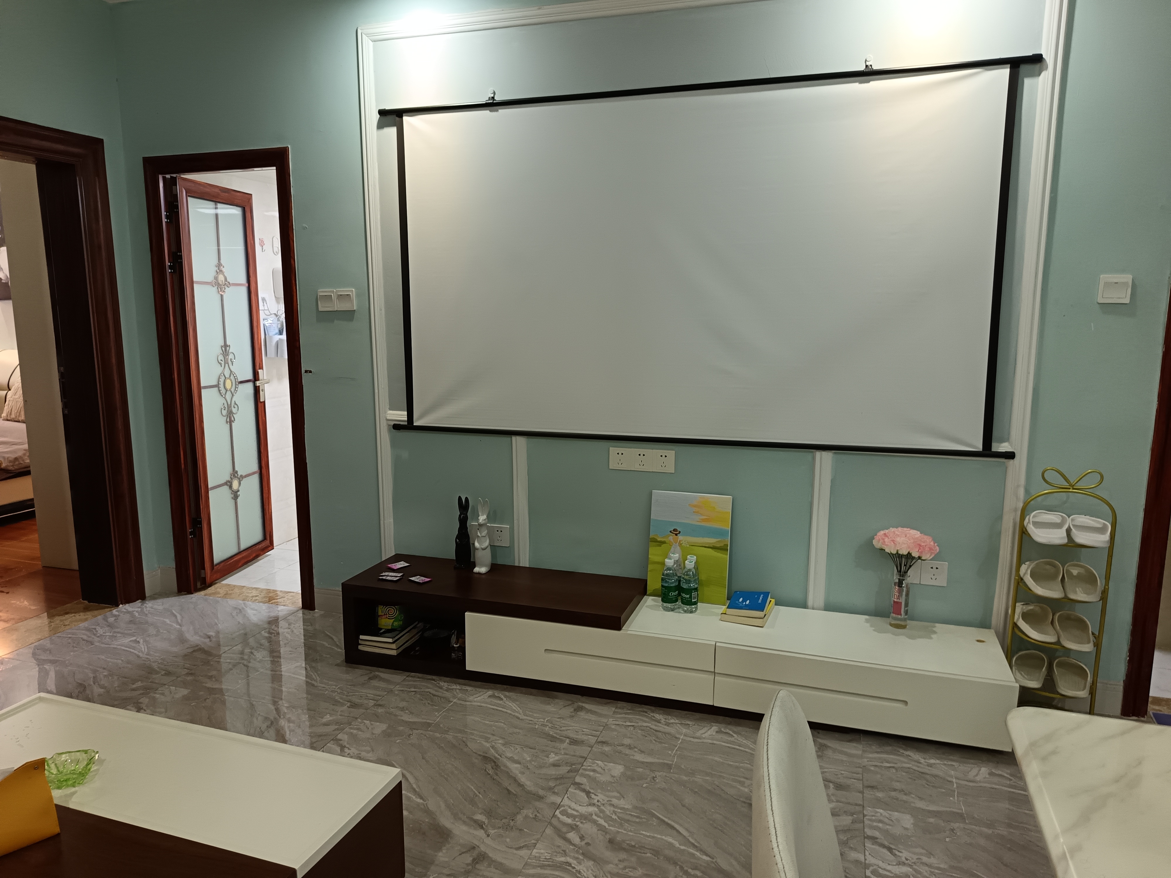 侨诚花园 2室2厅1卫 2400.00元/月 侨诚花园 2室2厅1卫 2400.00元/月室内图