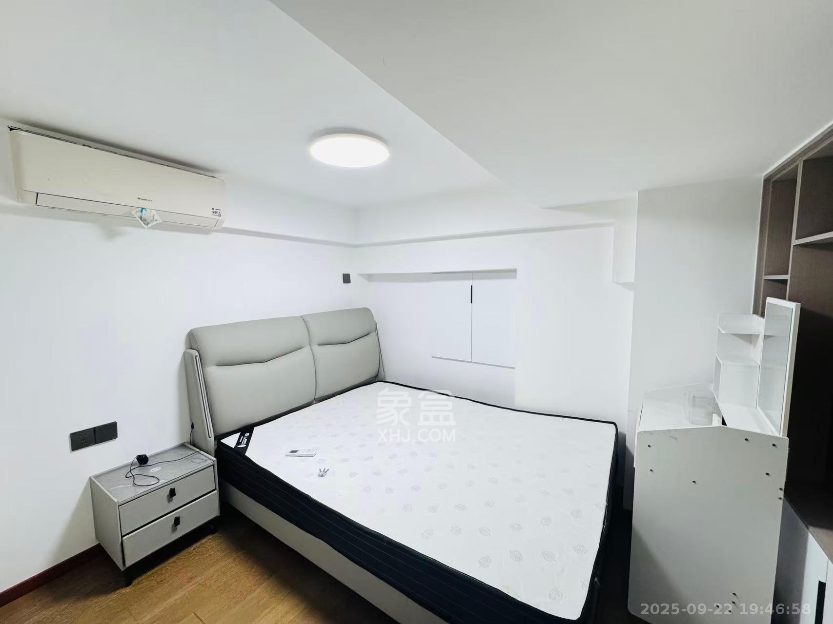 力高凤凰新天  2室1厅1卫    2000.0元/月 力高凤凰新天  2室1厅1卫    2000.0元/月室内图