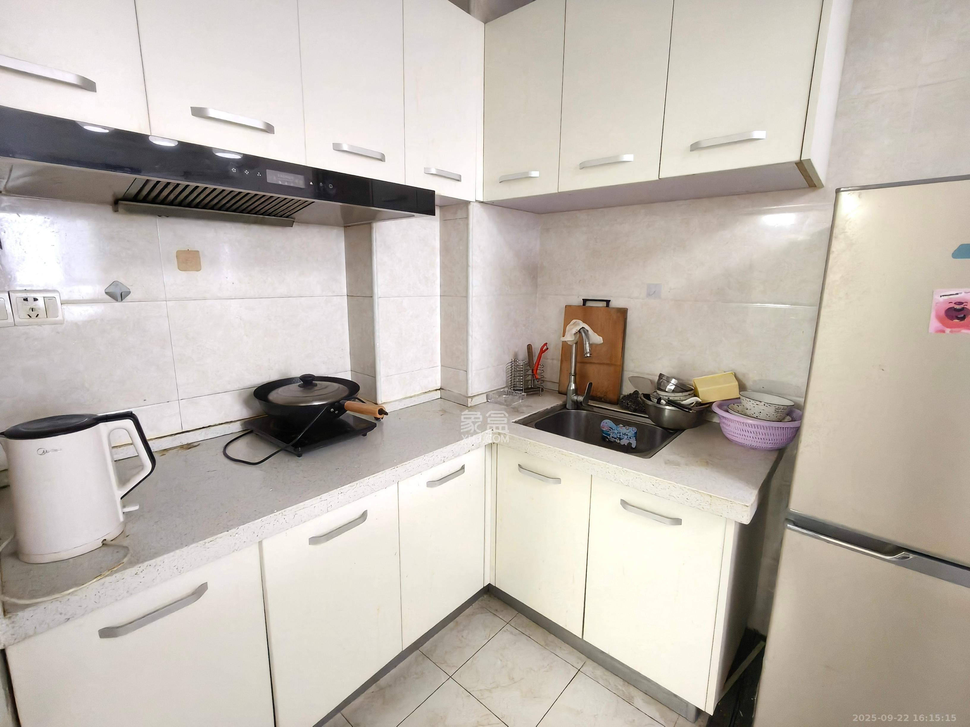 湘楚华庭  1室1厅1卫    1200.0元/月室内图