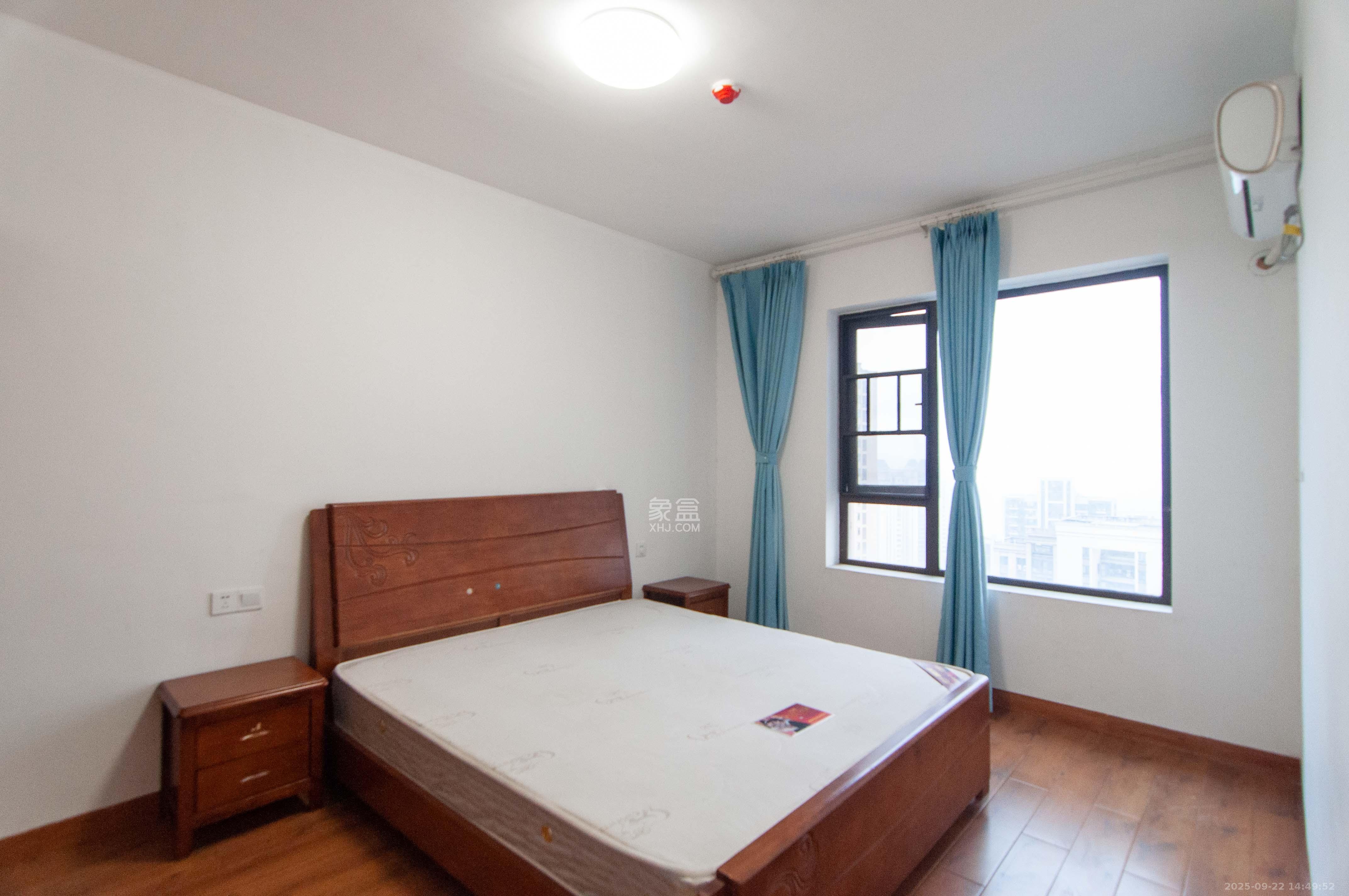 卓越浅水湾  3室2厅2卫    105.0万其他