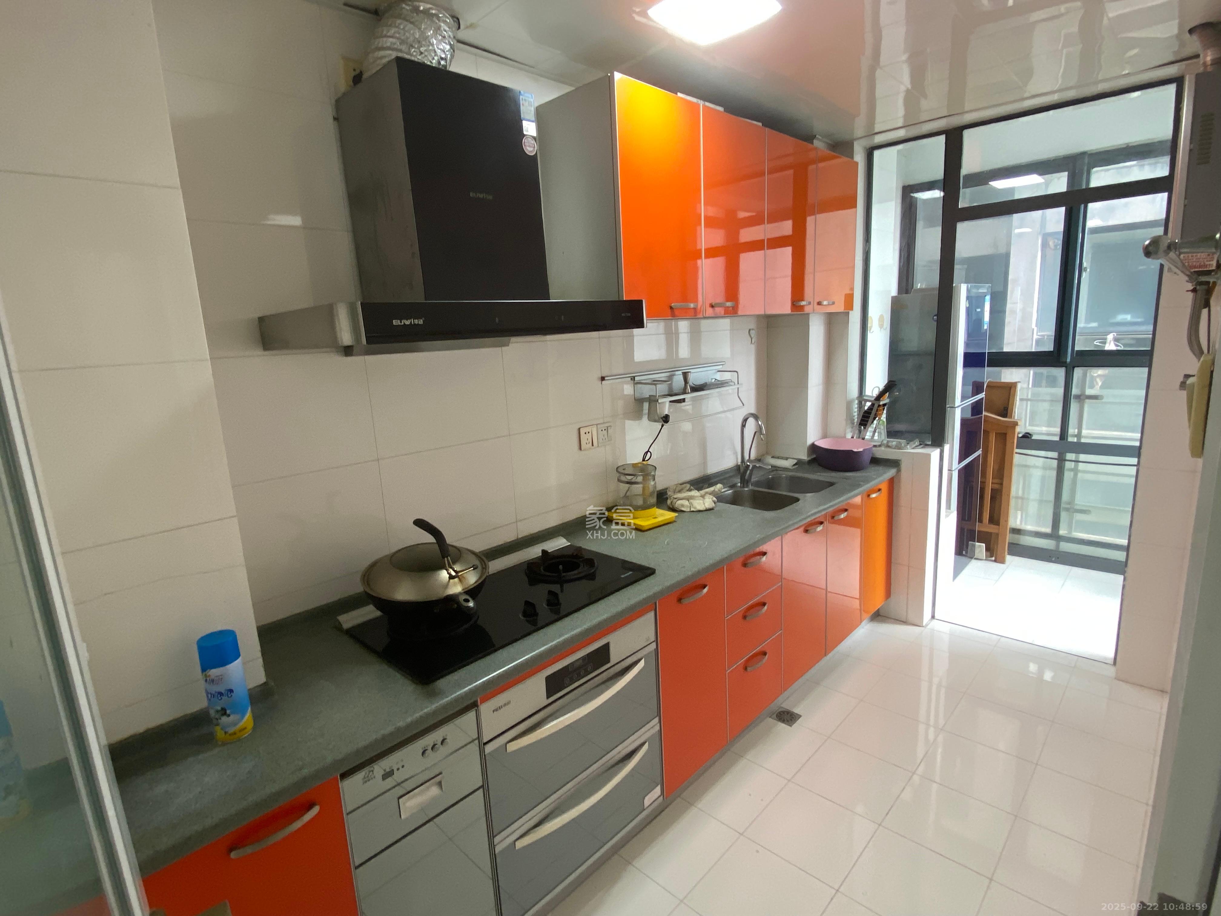 湘域中央 2室1厅1卫 3200.0元/月 湘域中央 2室1厅1卫 3200.0元/月室内图