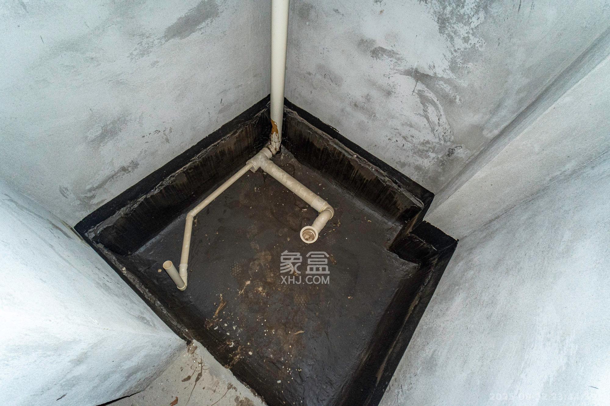 恒广国际物流园 3室2厅2卫 32.5万 恒广国际物流园 3室2厅2卫 32.5万卫生间