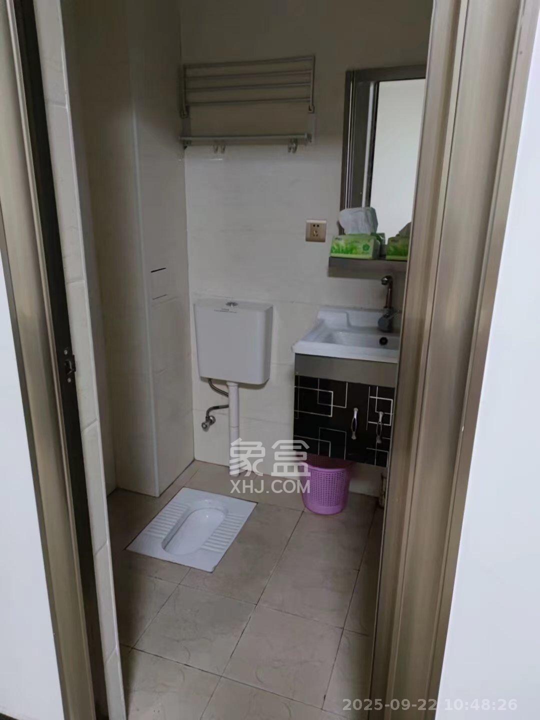 喜地时代广场（中环大厦）   55.0㎡      2100.0元/月室内图