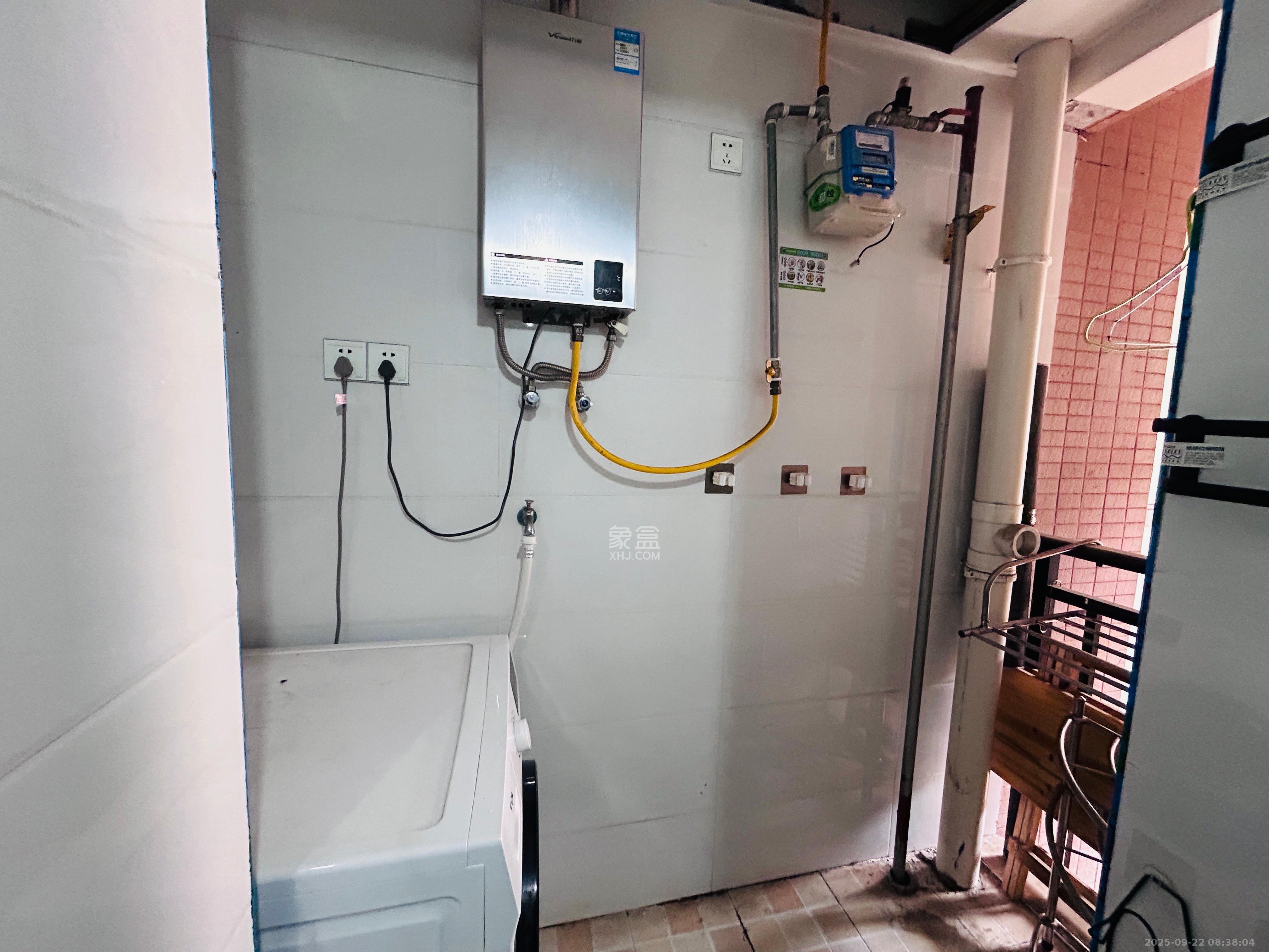 中建芙蓉工社  2室1厅1卫   1500.00元/月室内图