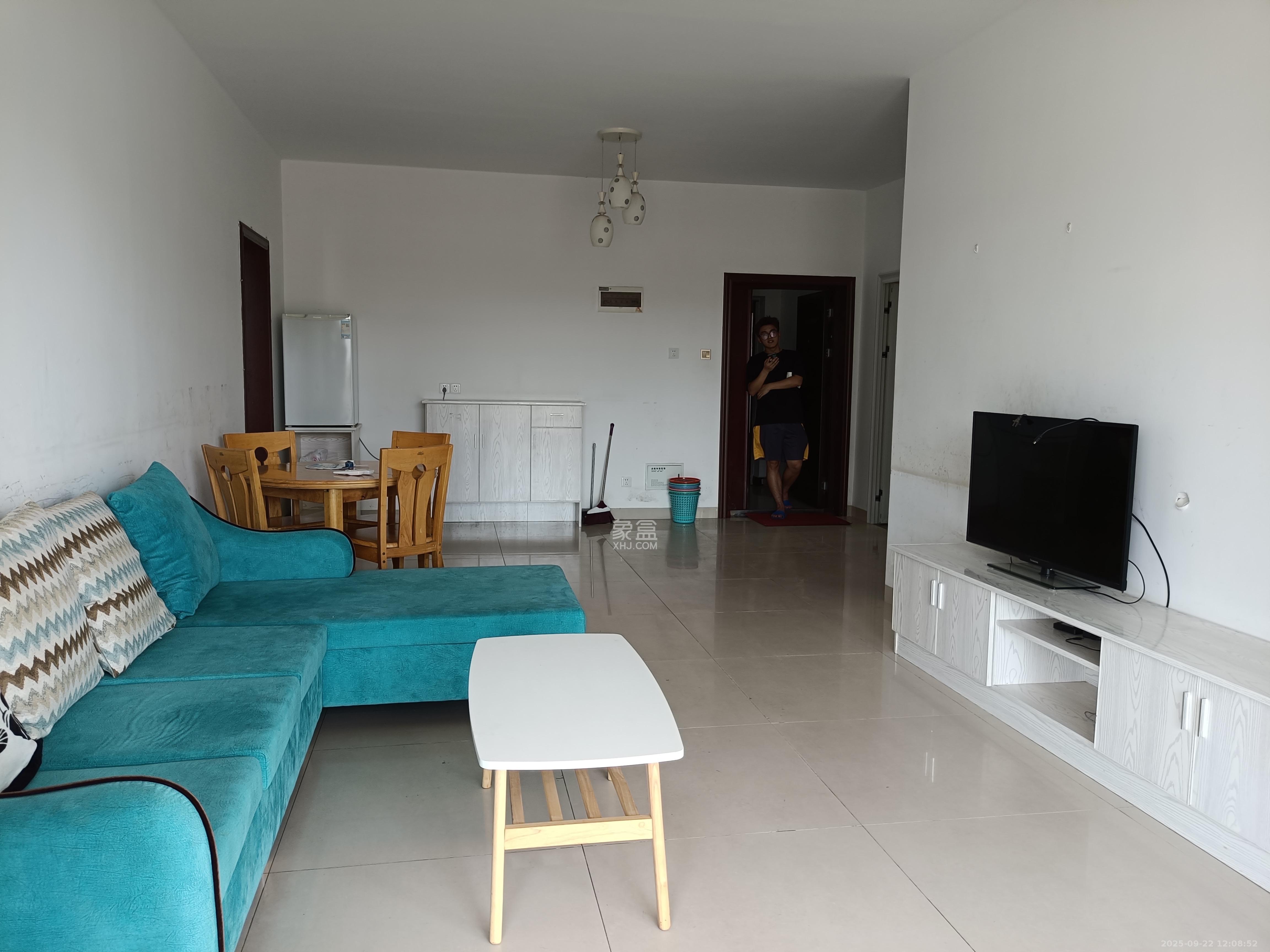 粟塘小区 2室1厅1卫 2100.0元/月 粟塘小区 2室1厅1卫 2100.0元/月室内图