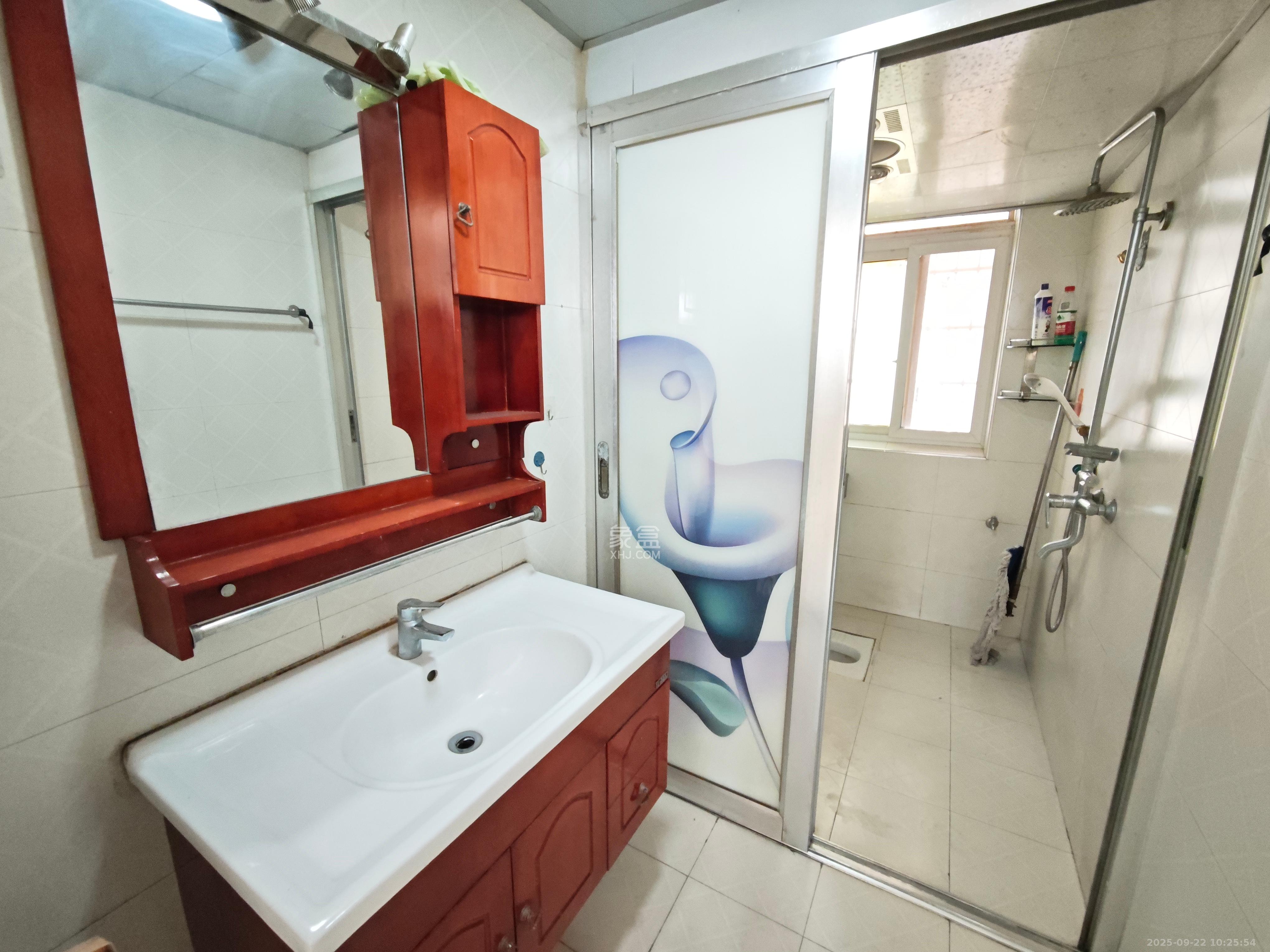 黎郡新宇熙春园 4室2厅2卫 2500.0元/月 黎郡新宇熙春园 4室2厅2卫 2500.0元/月室内图