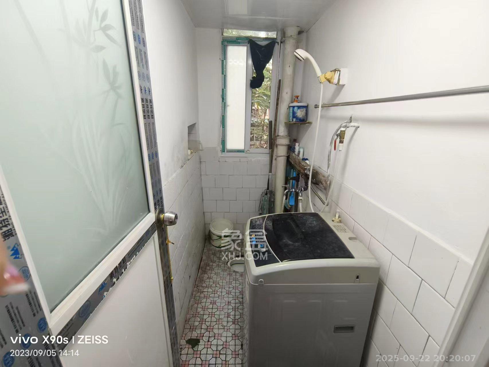 牛角塘社区 3室2厅1卫 1600.0元/月 牛角塘社区 3室2厅1卫 1600.0元/月室内图