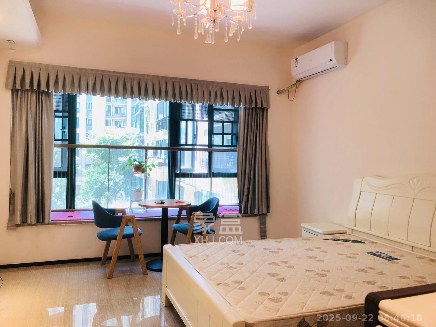 恒大翡翠华庭  1室0厅1卫    1500.0元/月