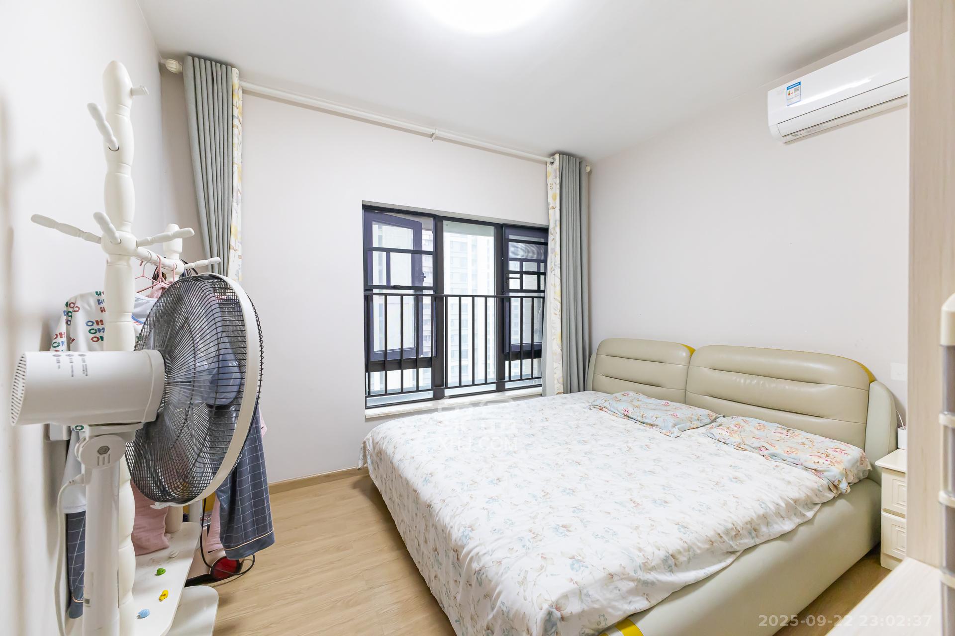 时代倾城三期  2室2厅1卫    62.0万卧室