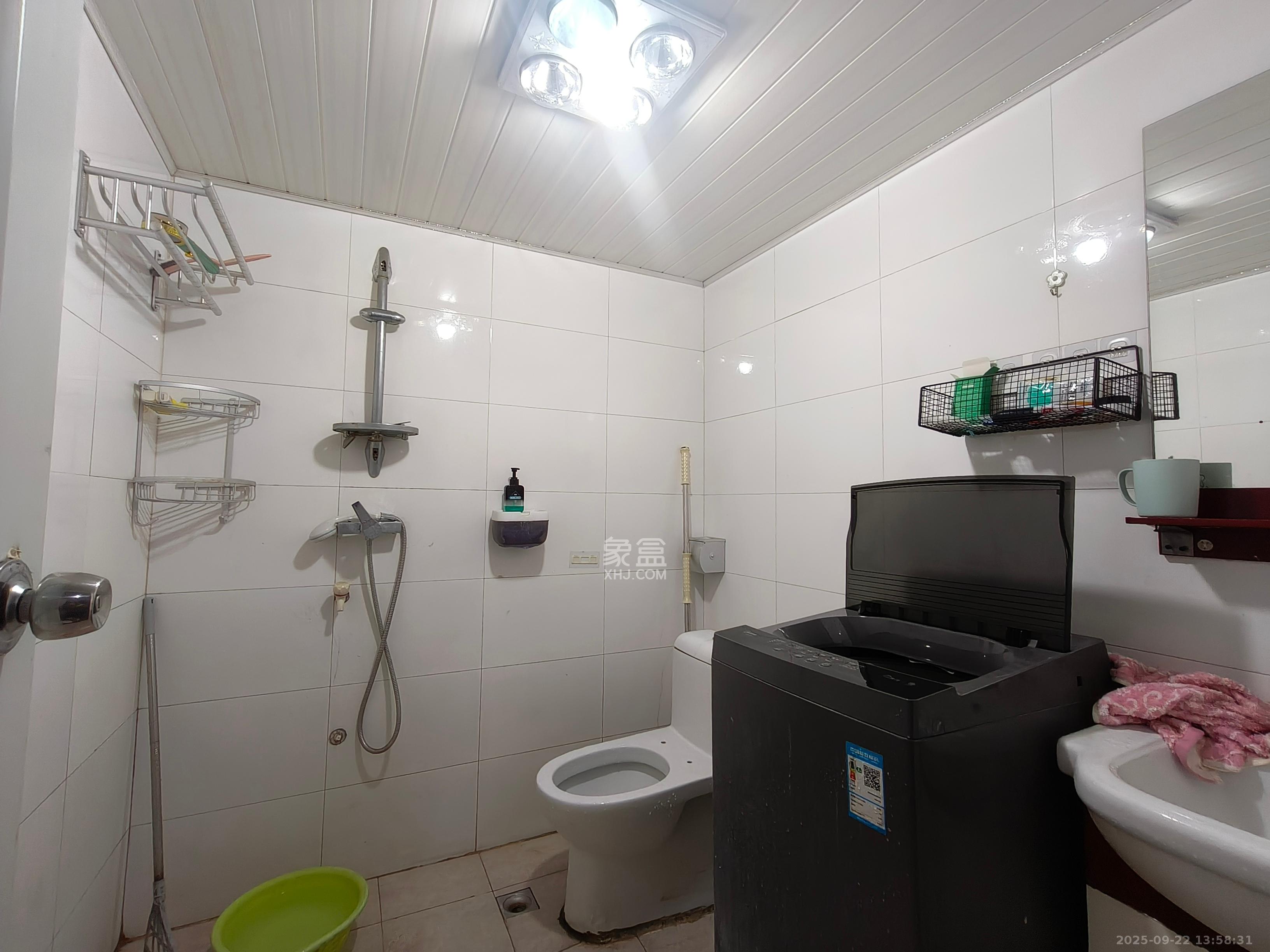 时代星城  1室1厅1卫    850.0元/月 时代星城  1室1厅1卫    850.0元/月室内图