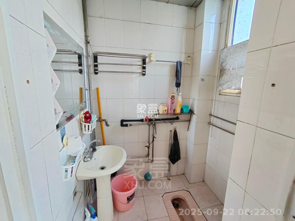 环保局宿舍纺织路27号 3室1厅1卫 900.0元/月 环保局宿舍纺织路27号 3室1厅1卫 900.0元/月室内图