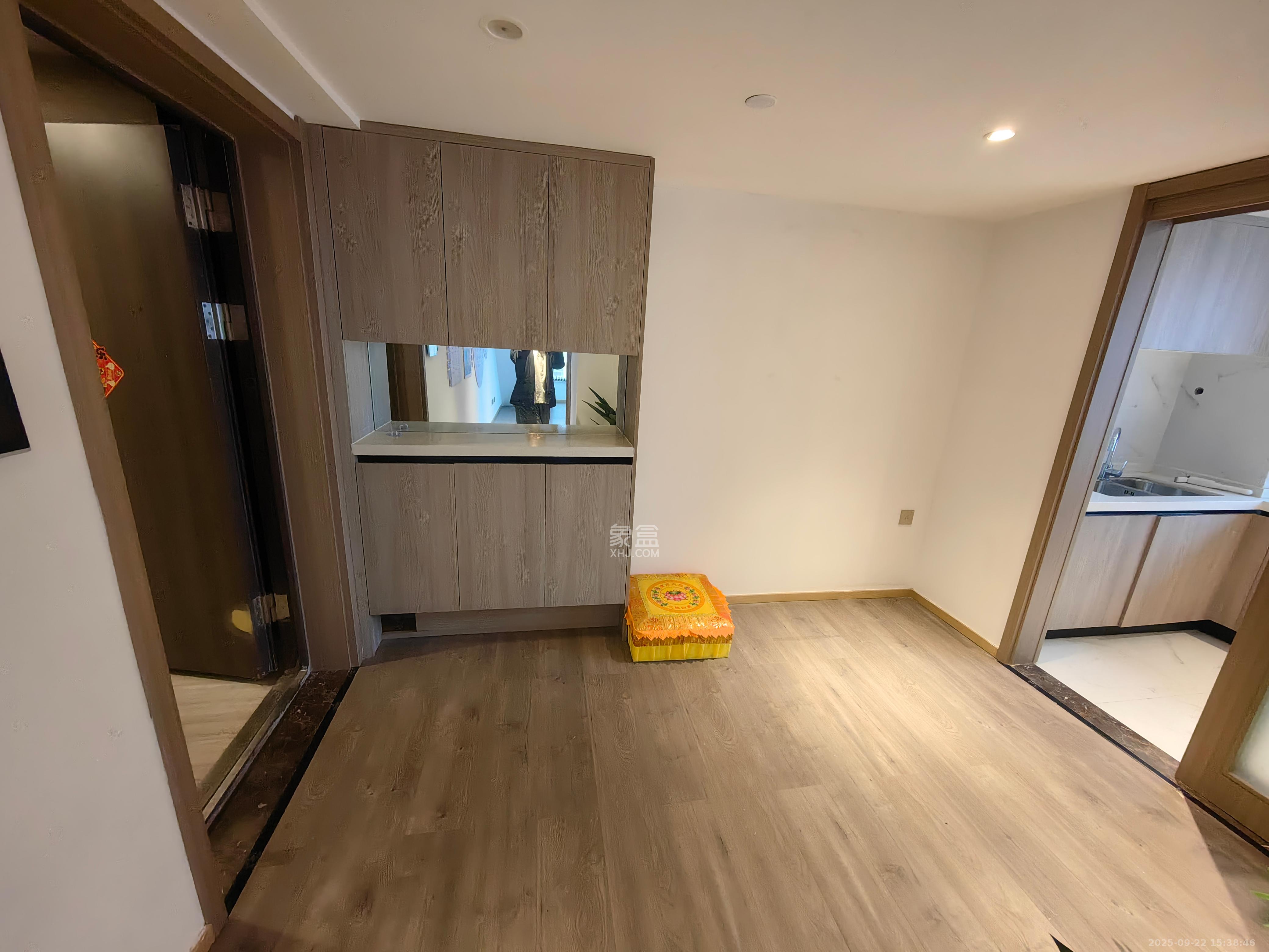 正荣梅溪紫阙台  2室1厅1卫    3000.0元/月室内图