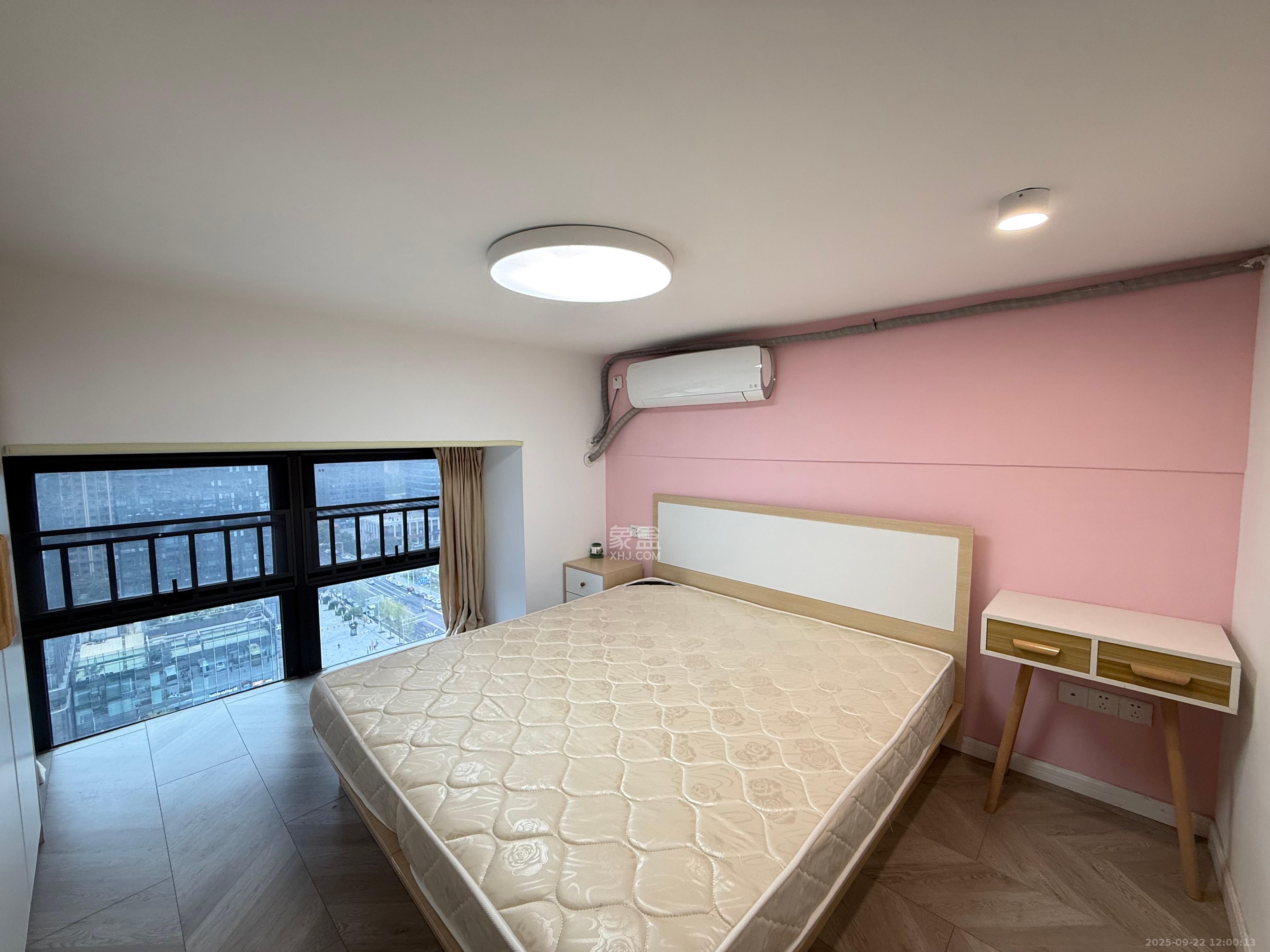 龙湖新壹城 1室0厅0卫 2300.0元/月 龙湖新壹城 1室0厅0卫 2300.0元/月室内图