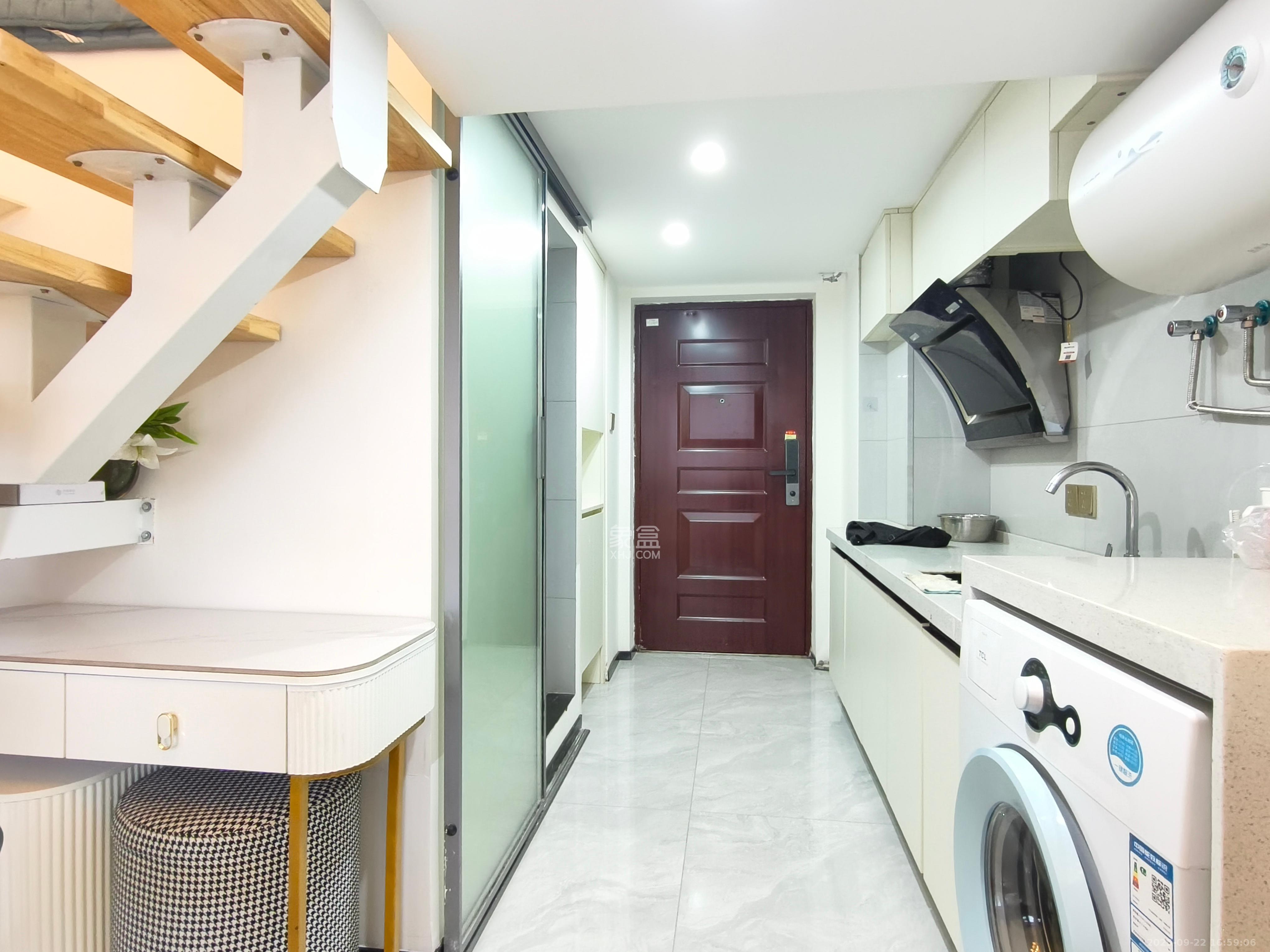 保利天禧EF区 1室1厅1卫 2100.0元/月 保利天禧EF区 1室1厅1卫 2100.0元/月室内图