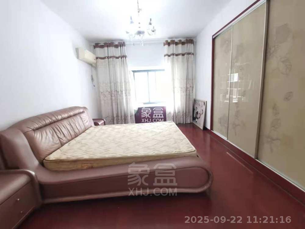 紫苑江岸 3室2厅2卫 1500.0元/月 紫苑江岸 3室2厅2卫 1500.0元/月室内图