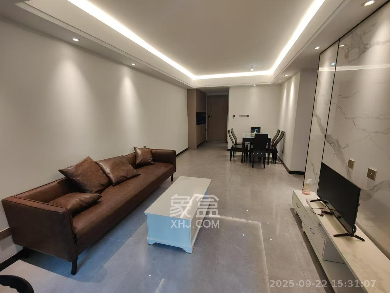 东原麓印长江A区 3室2厅2卫 3200.0元/月 东原麓印长江A区 3室2厅2卫 3200.0元/月室内图