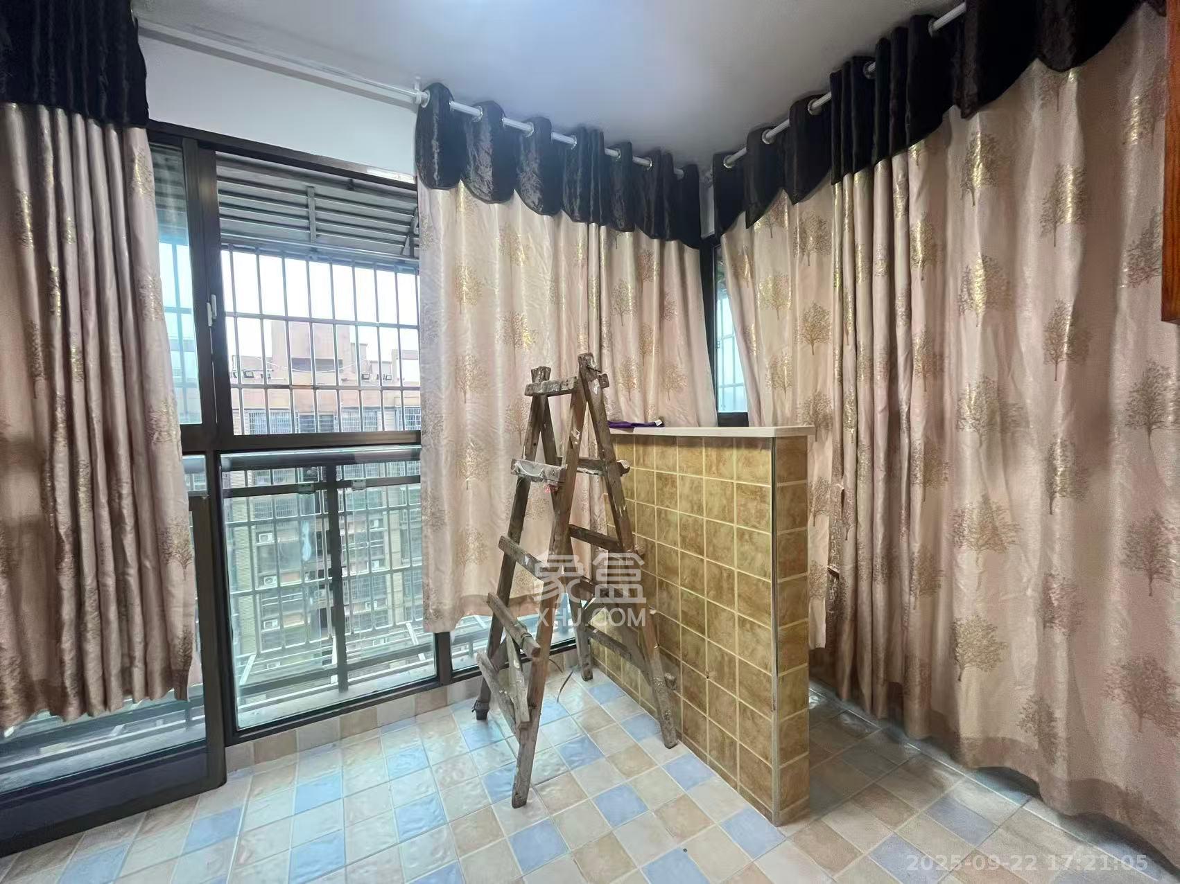 君悦紫园 1室1厅1卫 2500.0元/月 君悦紫园 1室1厅1卫 2500.0元/月室内图