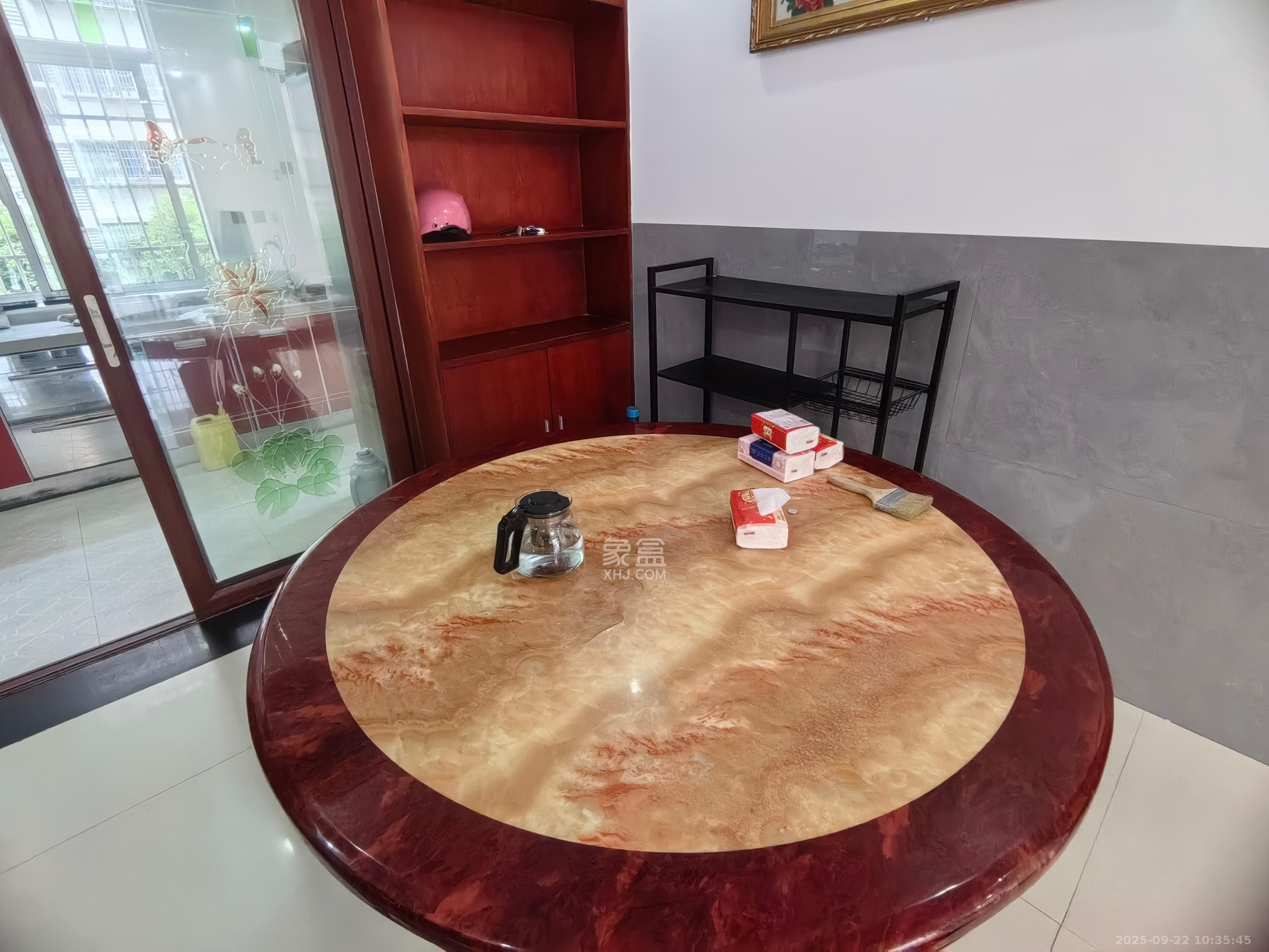 先锋新宇  4室2厅2卫    3200.0元/月 先锋新宇  4室2厅2卫    3200.0元/月室内图