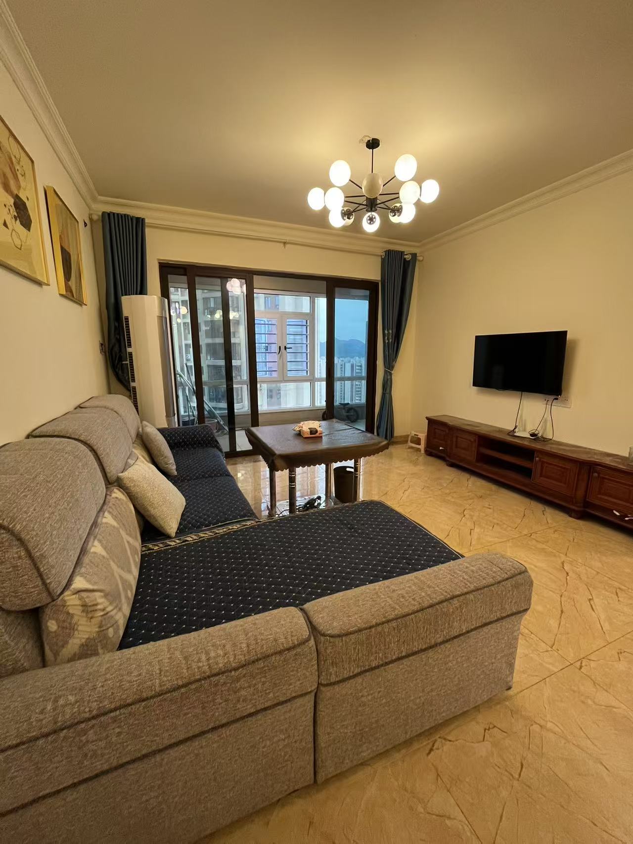 碧桂园豪园  3室2厅2卫    2200.0元/月室内图