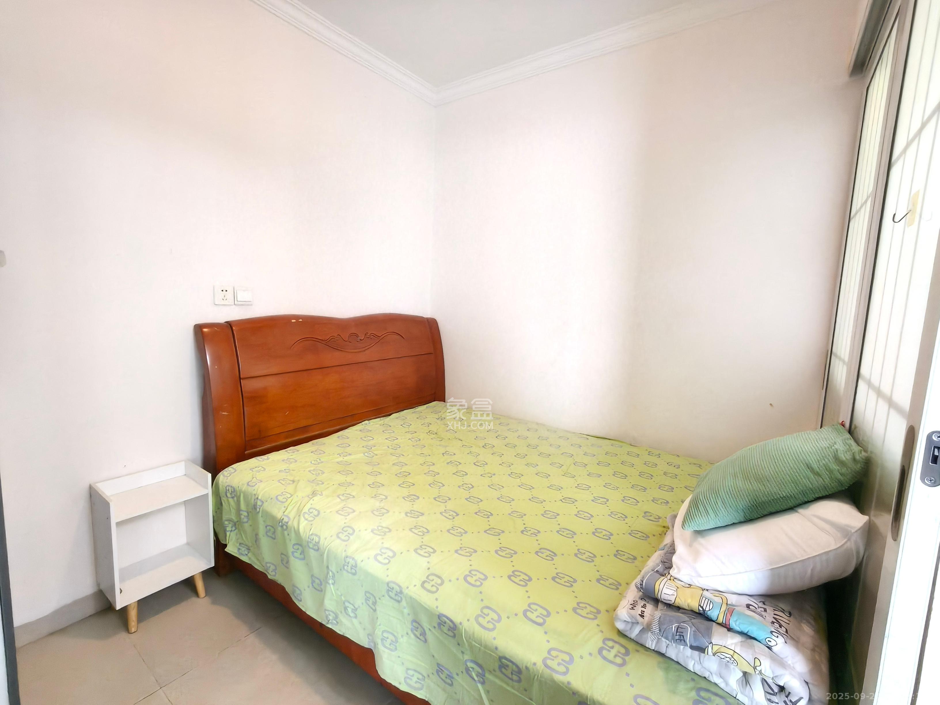 湘楚华庭  1室1厅1卫    1200.0元/月室内图