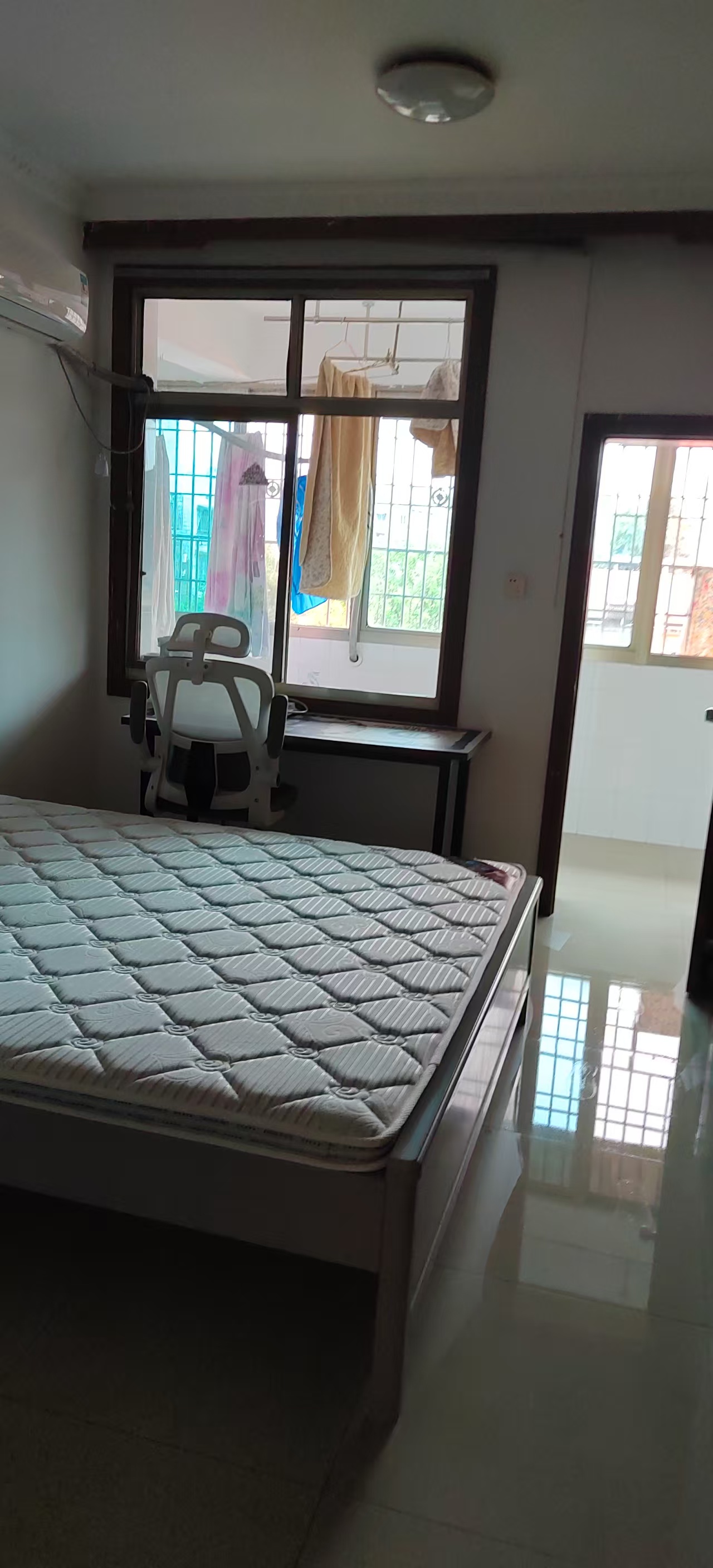 五金百货小区  3室2厅1卫    850.0元/月室内图