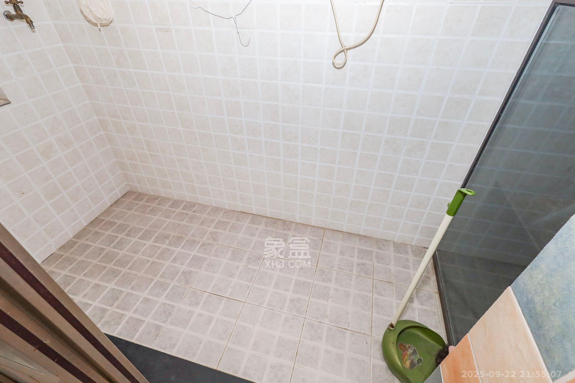 南山雍江汇（滨江国际新城）  3室1厅1卫    3000.0元/月室内图