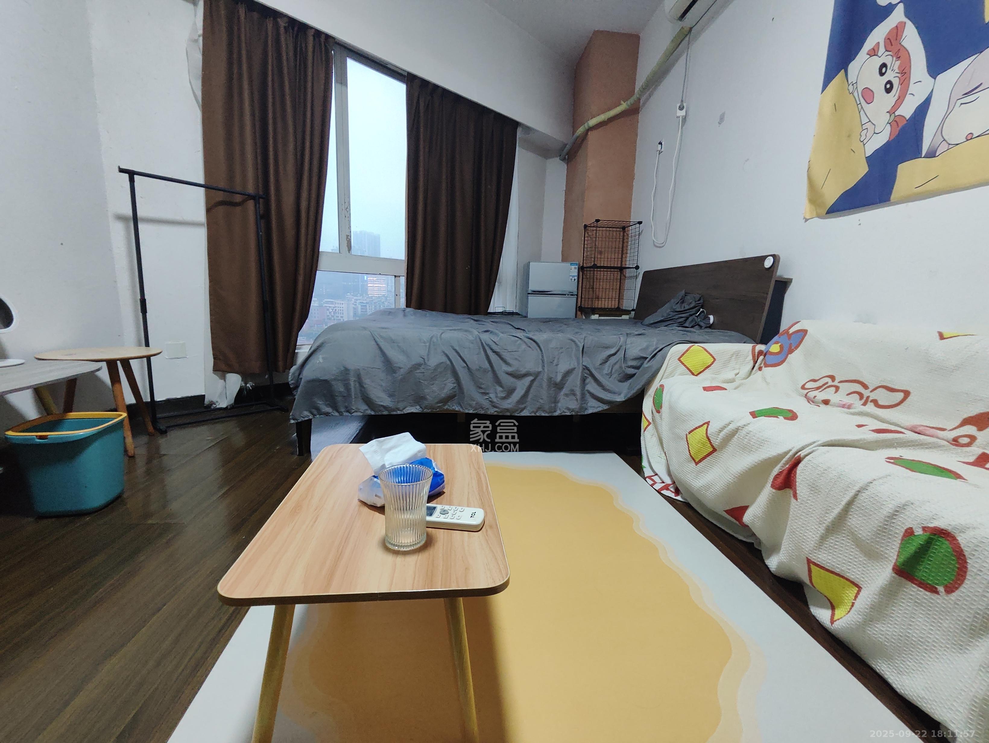 和府  1室1厅1卫    1500.0元/月室内图