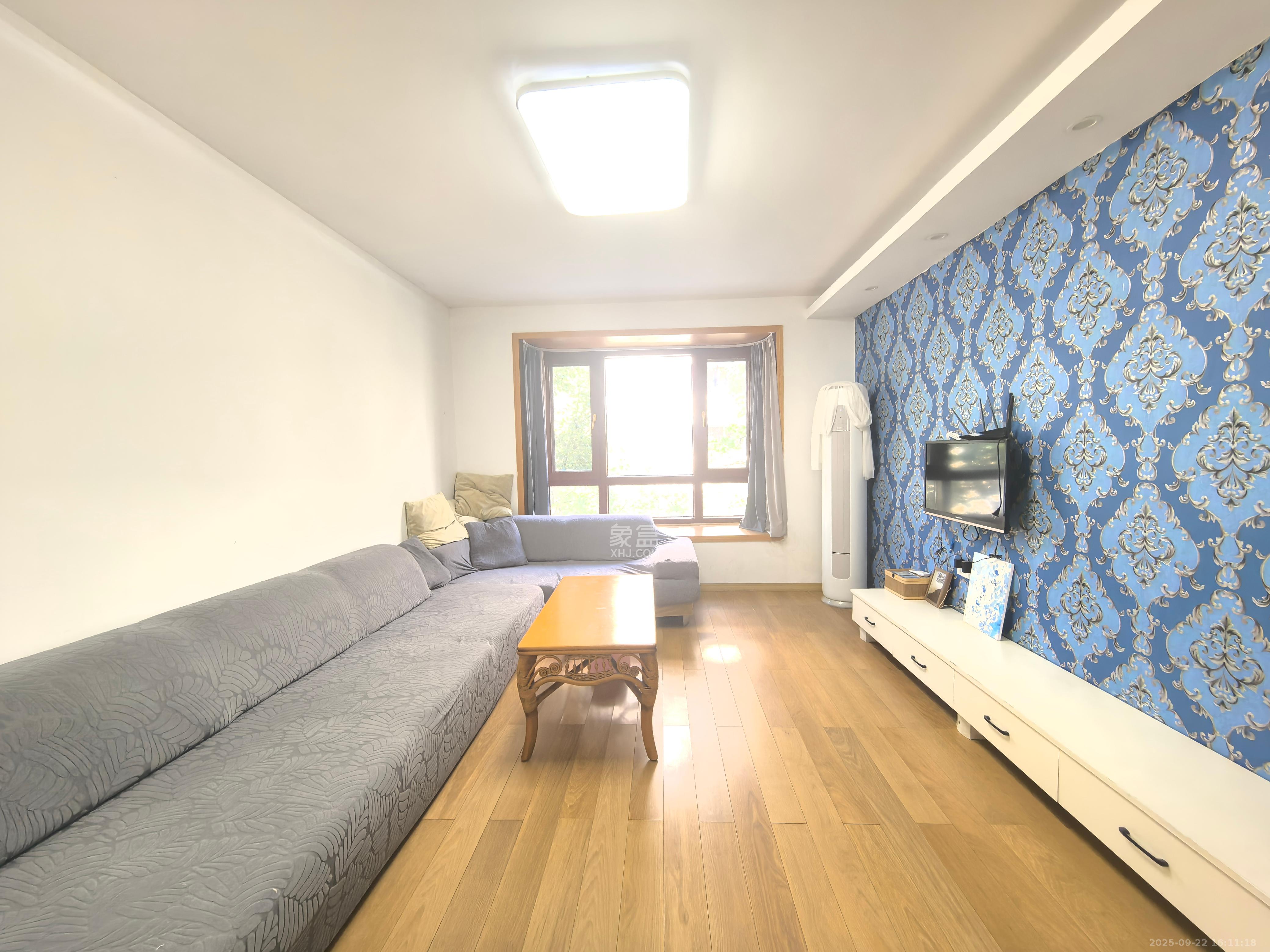 绿洲景芳  3室2厅1卫    2580.0元/月 绿洲景芳  3室2厅1卫    2580.0元/月