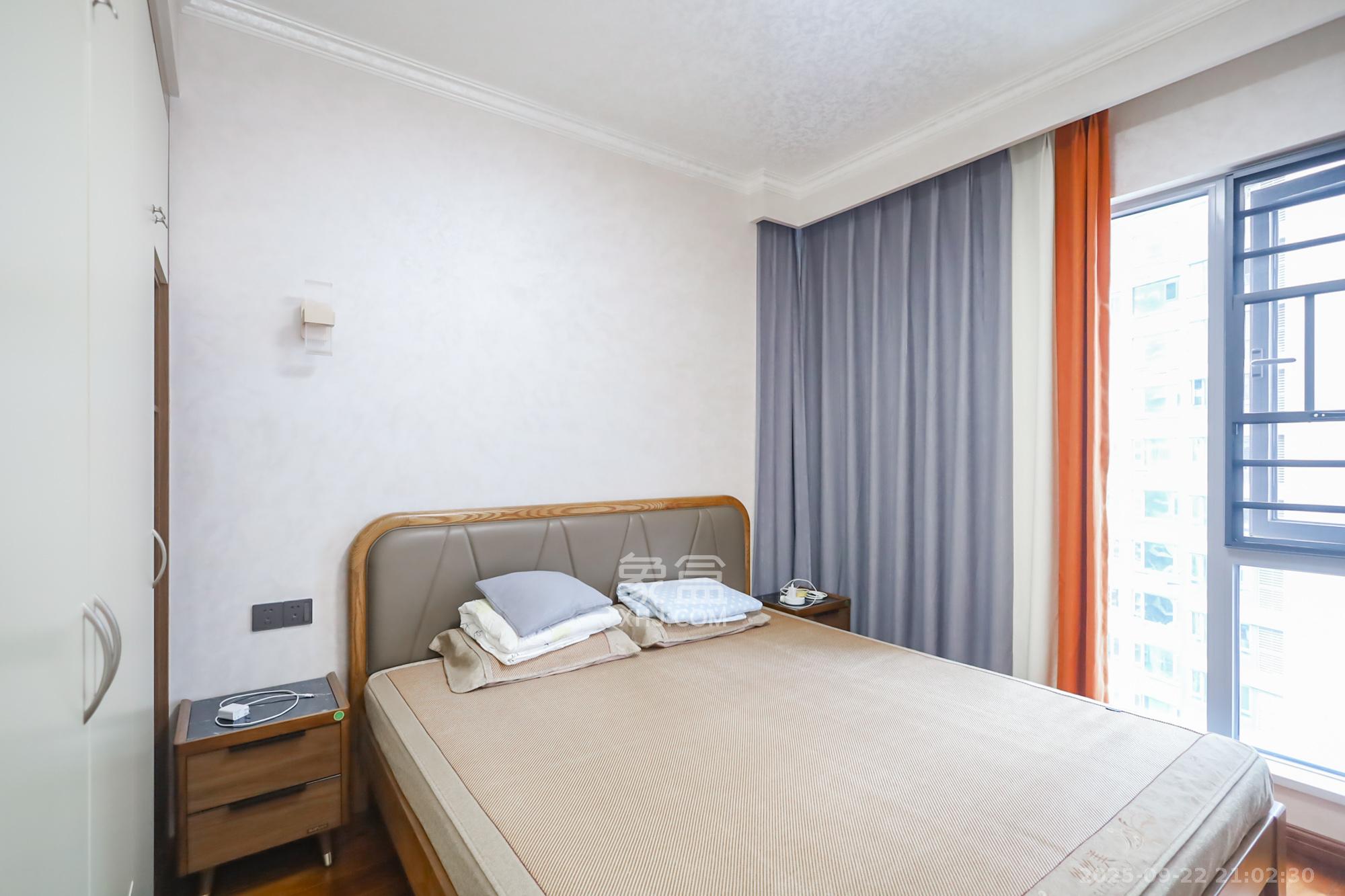 保利天禧D区 3室2厅2卫 196.0万 保利天禧D区 3室2厅2卫 196.0万卧室