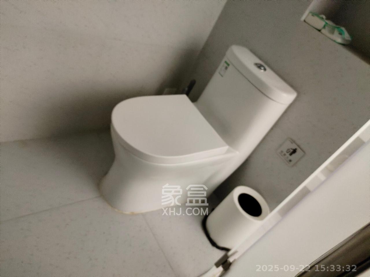 凯通国际城（凯通朝庭）  1室1厅1卫    1800.0元/月室内图