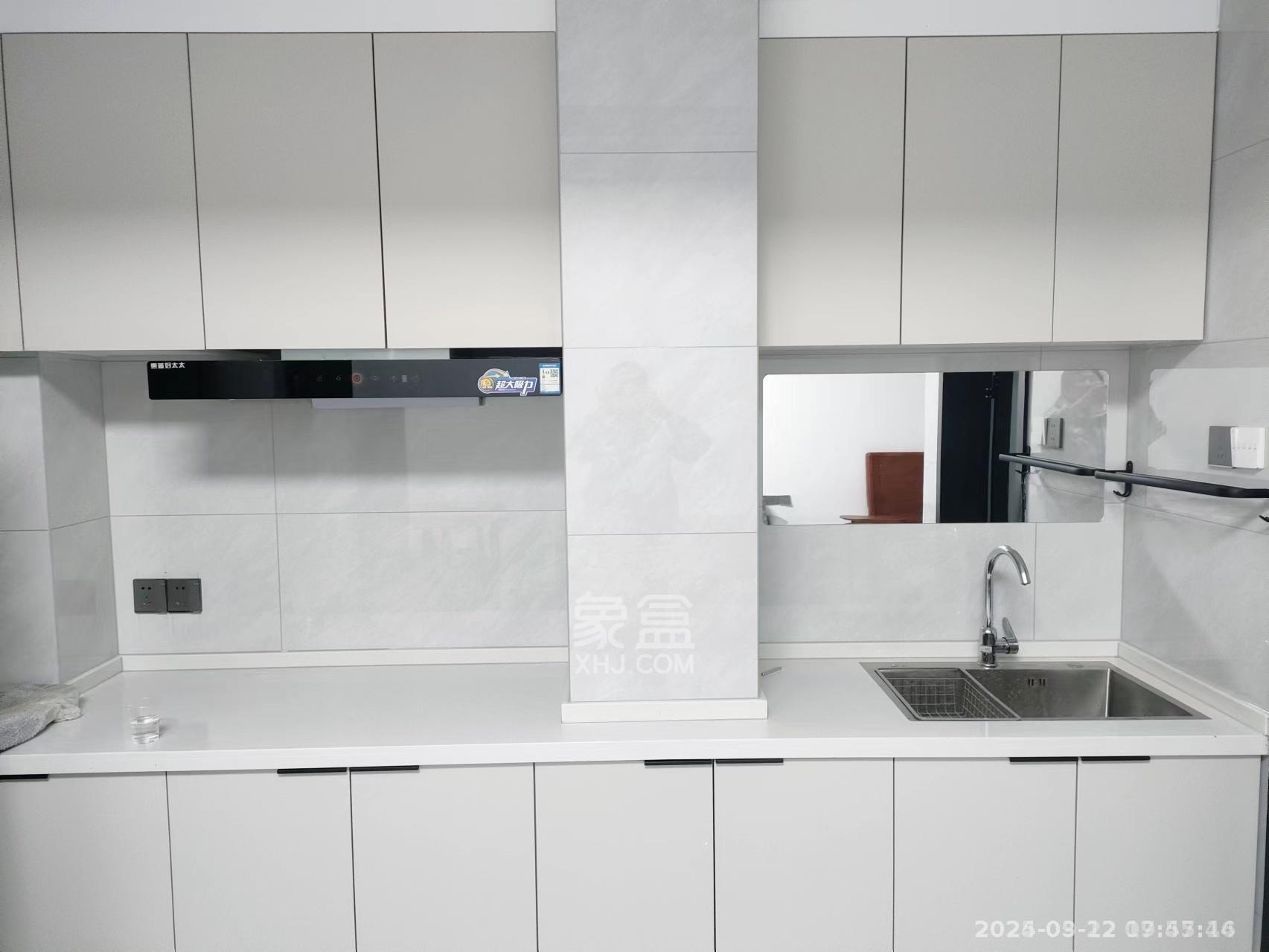 白鹤公馆  1室0厅1卫    1300.0元/月室内图