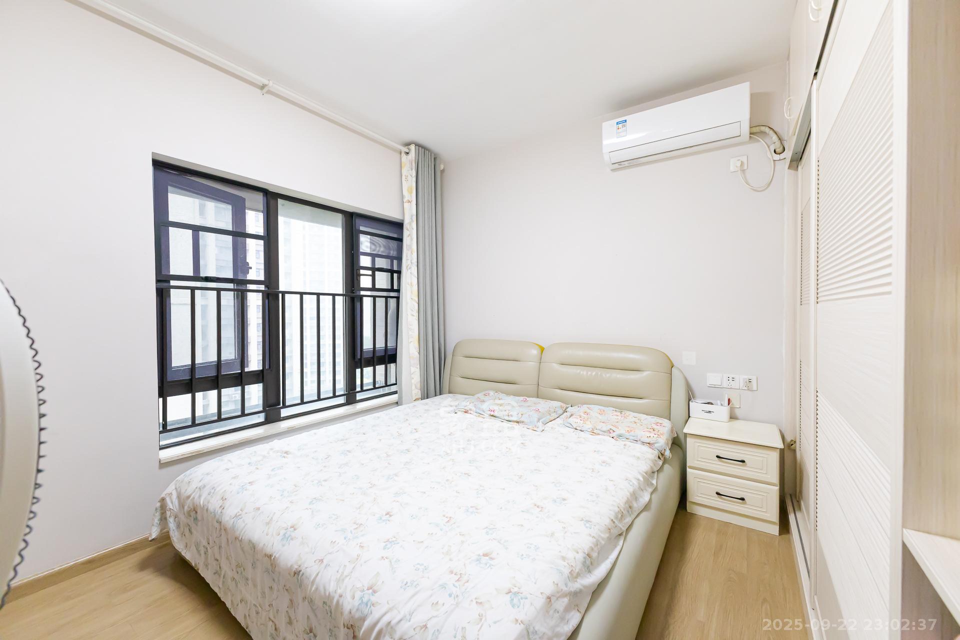 时代倾城三期  2室2厅1卫    62.0万卧室