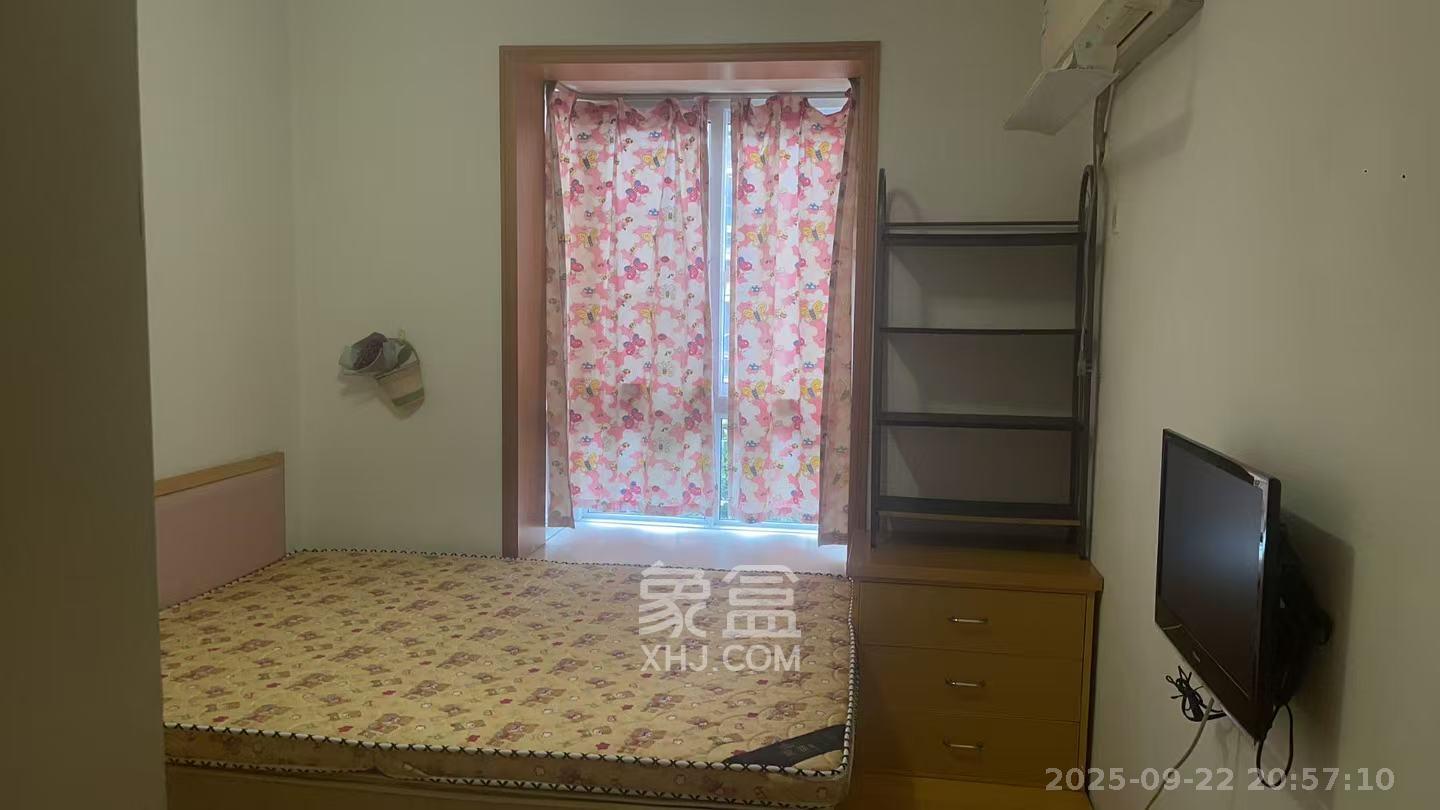 长丰星城 3室2厅2卫 1600.0元/月 长丰星城 3室2厅2卫 1600.0元/月室内图