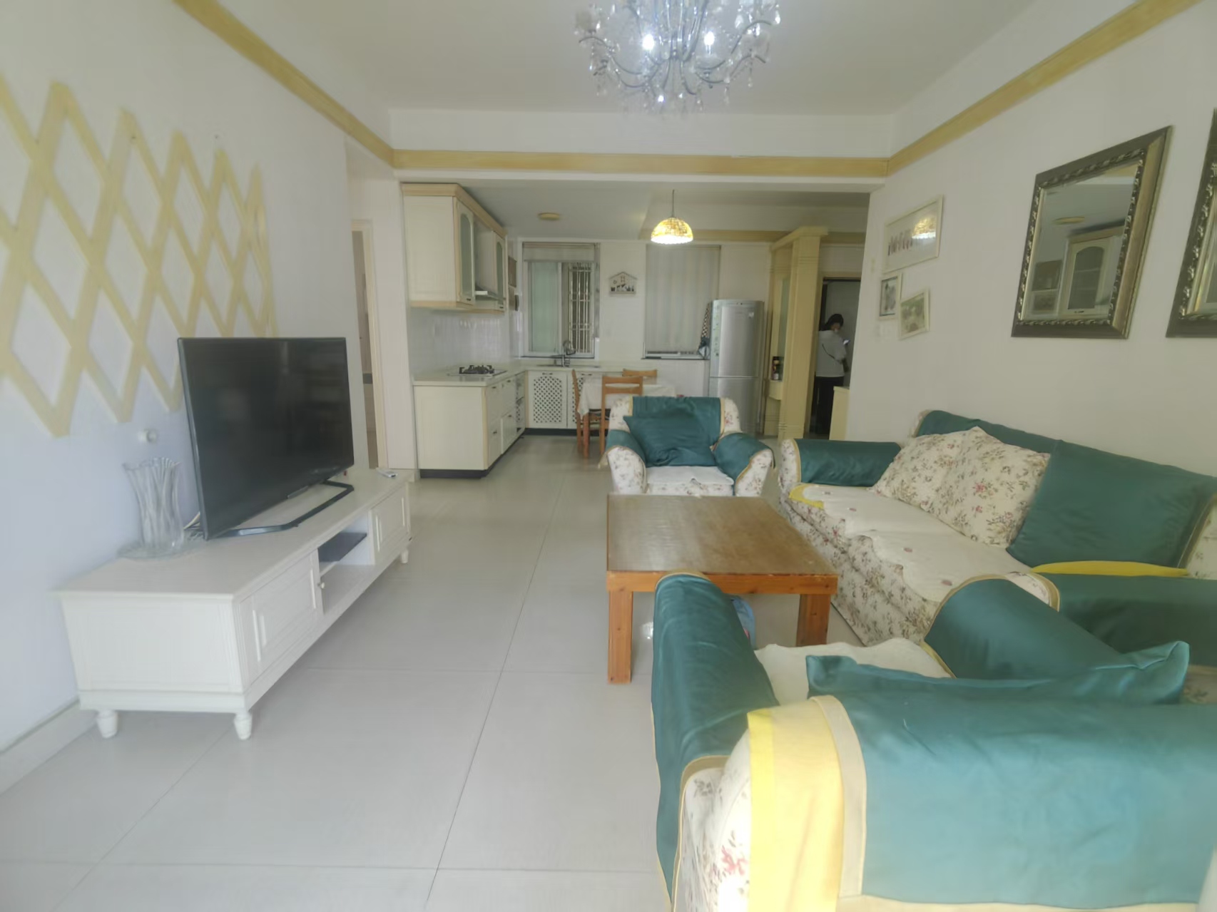 蔚兰天成 2室1厅1卫 2600.0元/月 蔚兰天成 2室1厅1卫 2600.0元/月室内图