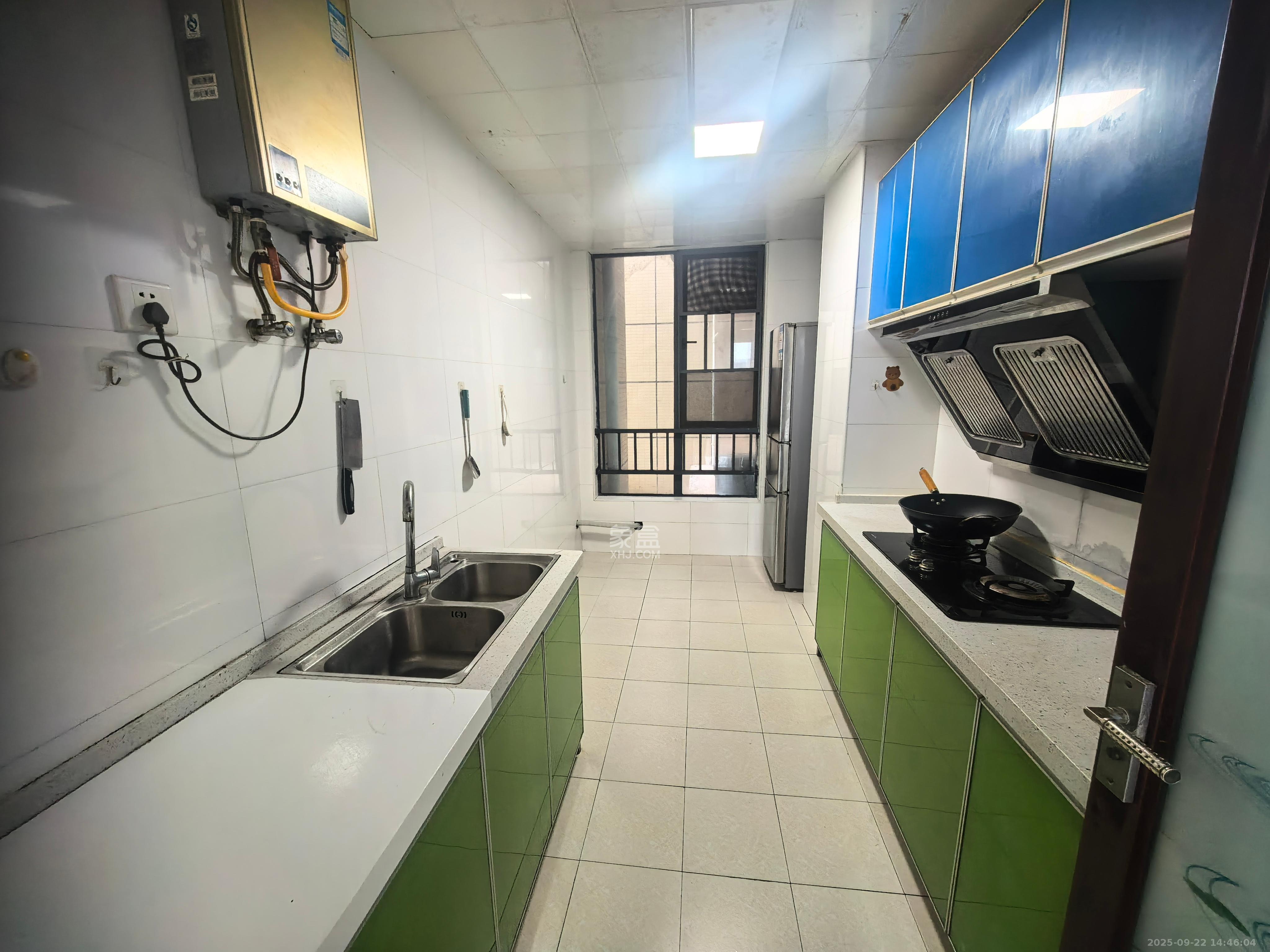 方略城市广场 3室2厅1卫 2300.0元/月 方略城市广场 3室2厅1卫 2300.0元/月室内图