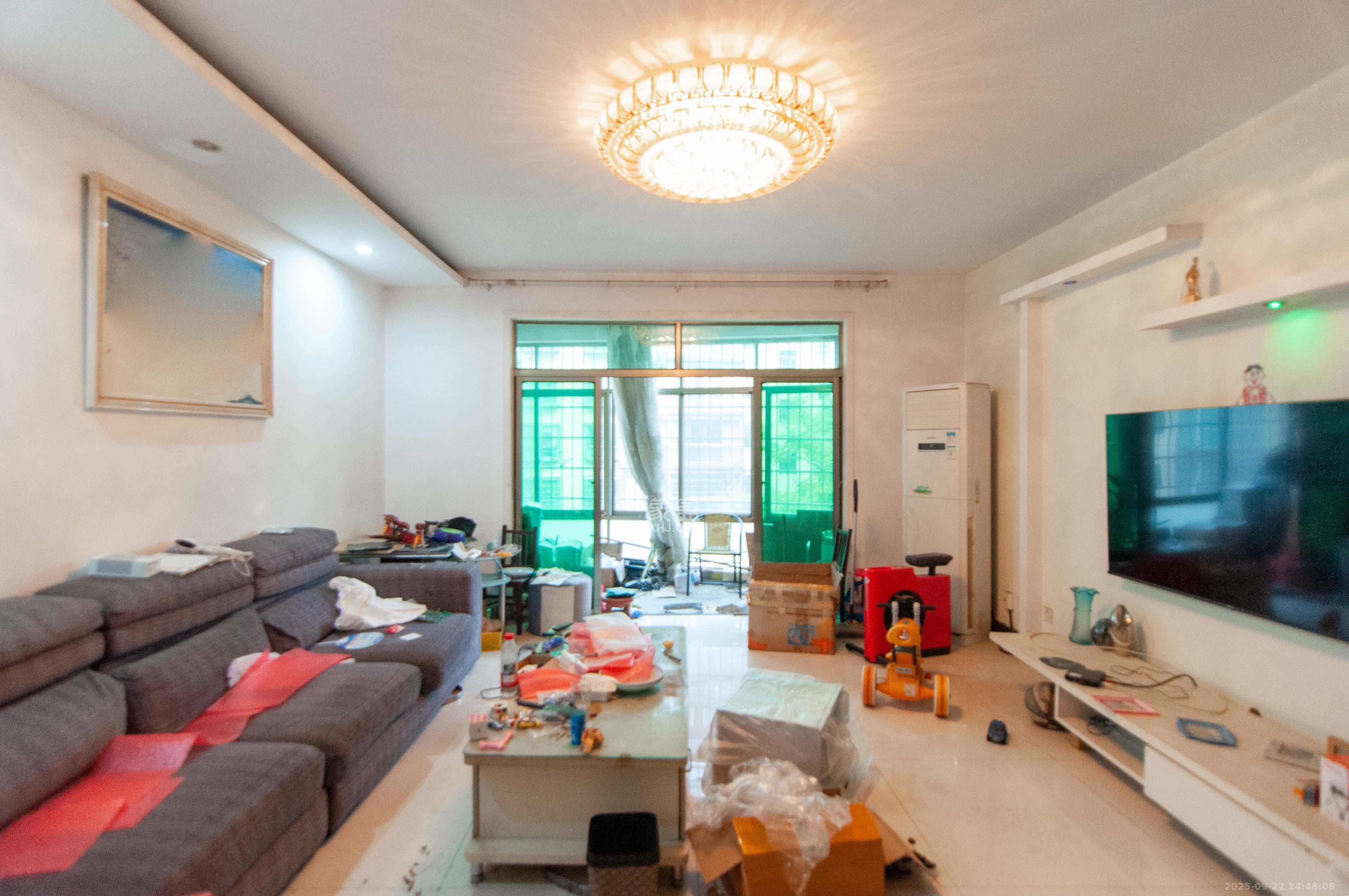 麓谷加州阳光  4室2厅2卫    108.0万