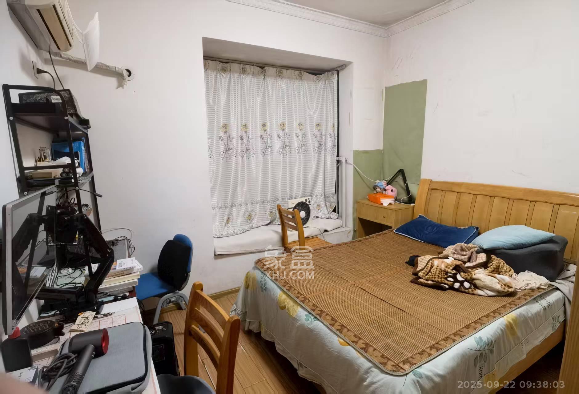 麓谷公馆（涉外国际公馆）  2室2厅1卫    2000.0元/月室内图