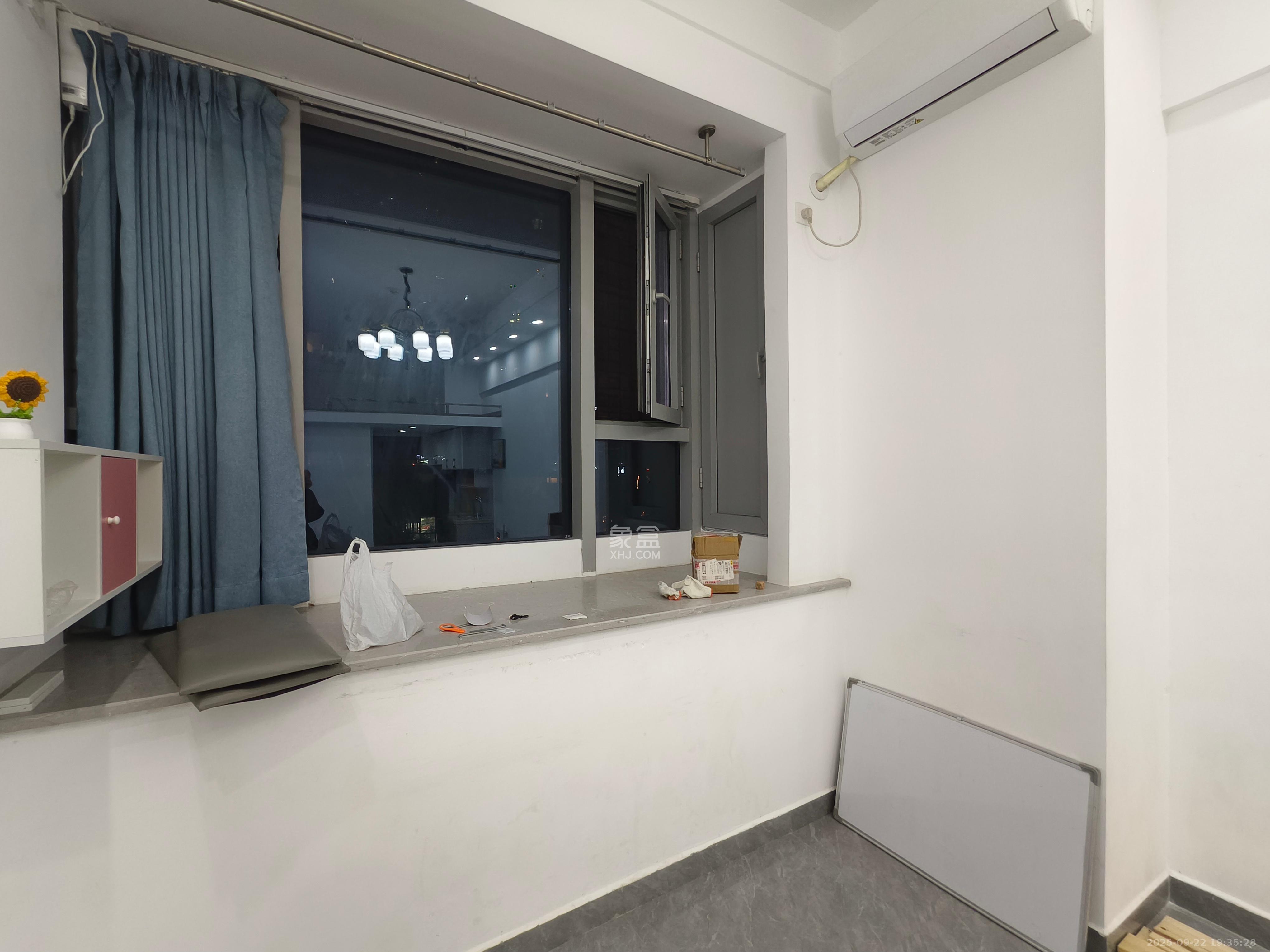 福晟翡翠湾 1室1厅1卫 1700.0元/月 福晟翡翠湾 1室1厅1卫 1700.0元/月室内图