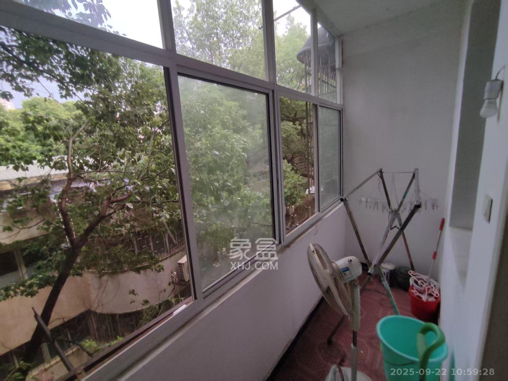 长沙理工大学教职工宿舍金盆岭住宅区（芙蓉路）  3室2厅1卫    2200.0元/月室内图