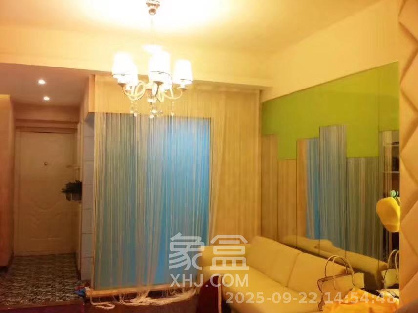 爱都(IDO) 1室1厅1卫 1300.0元/月 爱都(IDO) 1室1厅1卫 1300.0元/月室内图