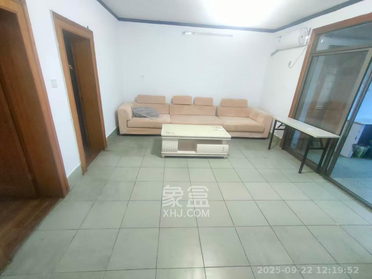 杜家塘小区 2室1厅1卫 1600.0元/月 杜家塘小区 2室1厅1卫 1600.0元/月室内图